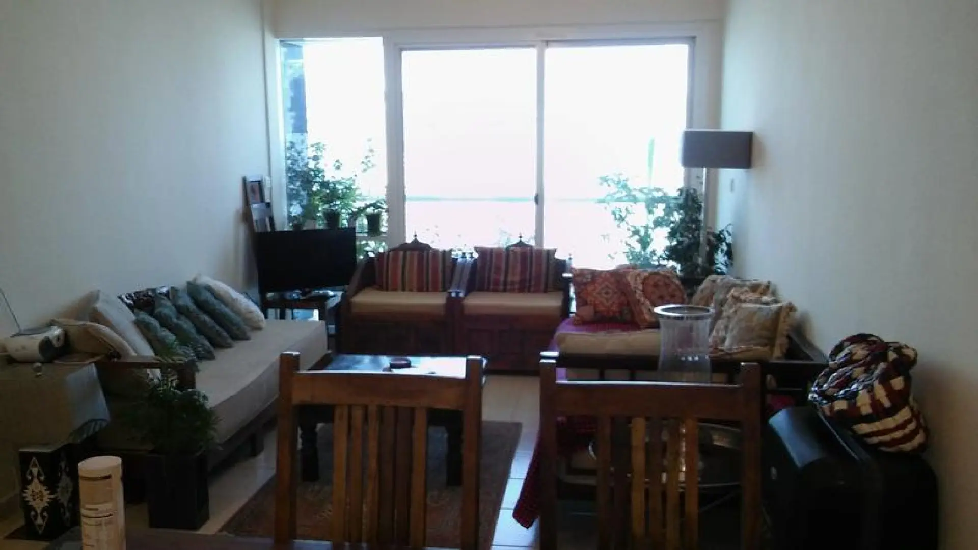 Une belle chambre à JLT avec vue sur le lac – Appartement Dubai (1/7)