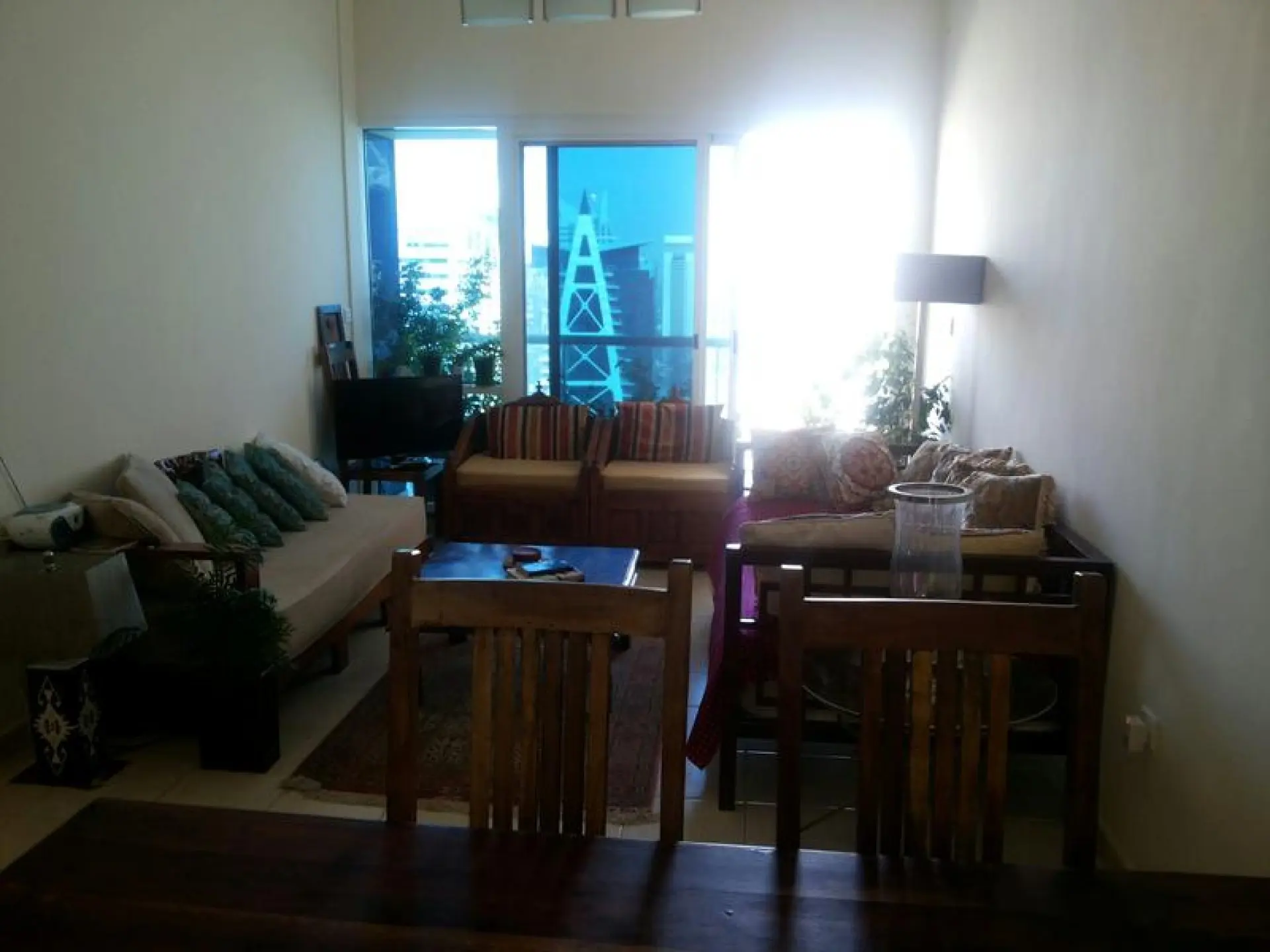 Une belle chambre à JLT avec vue sur le lac – Appartement Dubai (2/7)