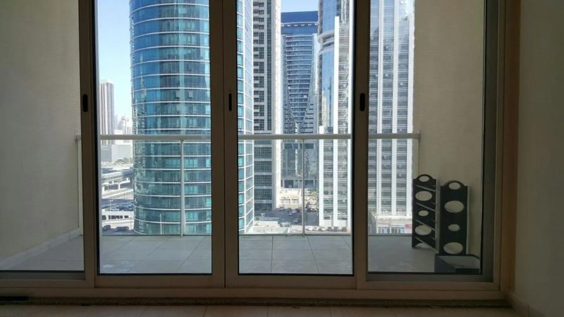 Studio à louer à JLT – Appartement Dubai (1/9)