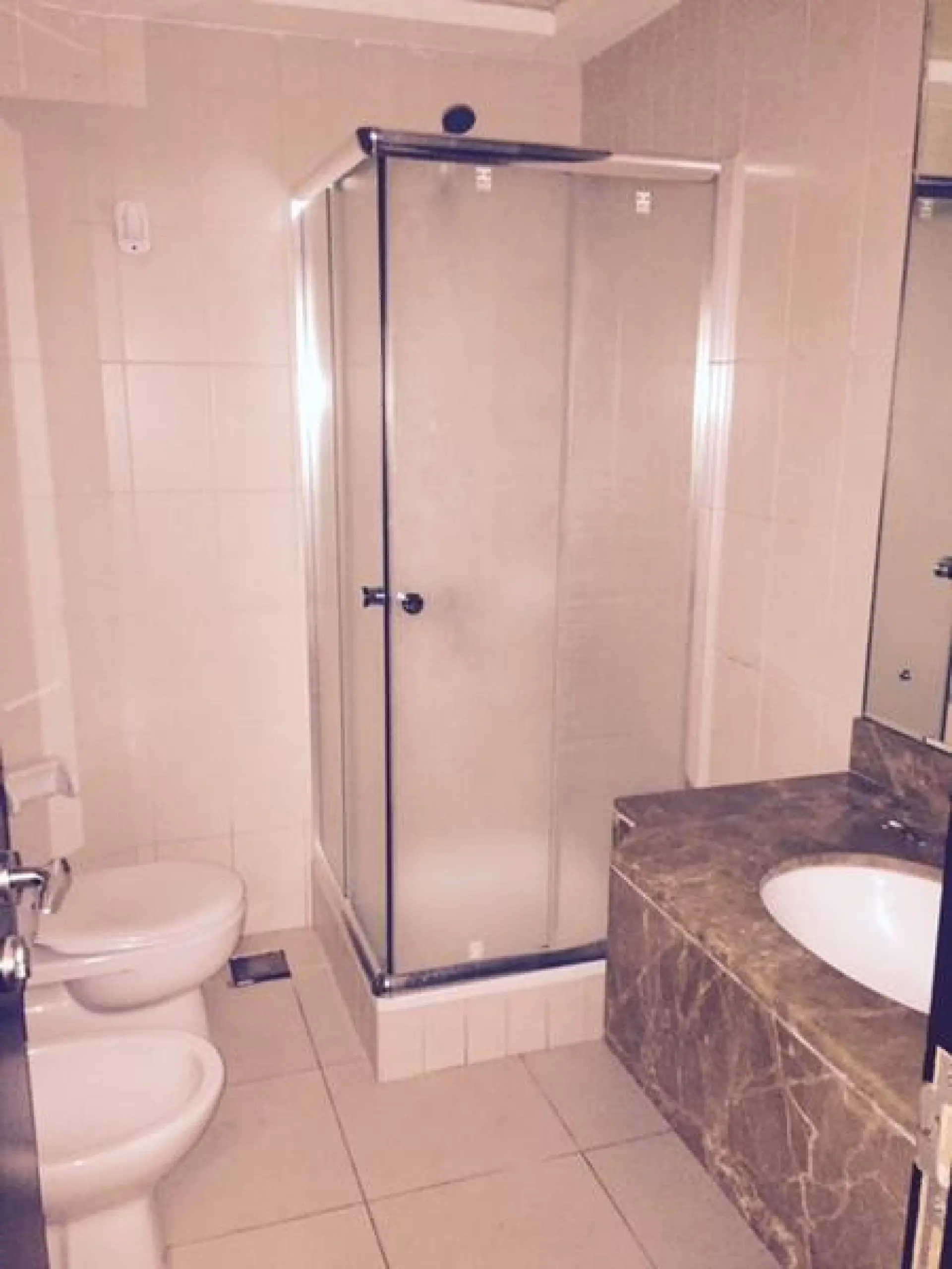 Très bon prix pour ce 2 pièces meublé proche du métro – Appartement Dubai (1/5)
