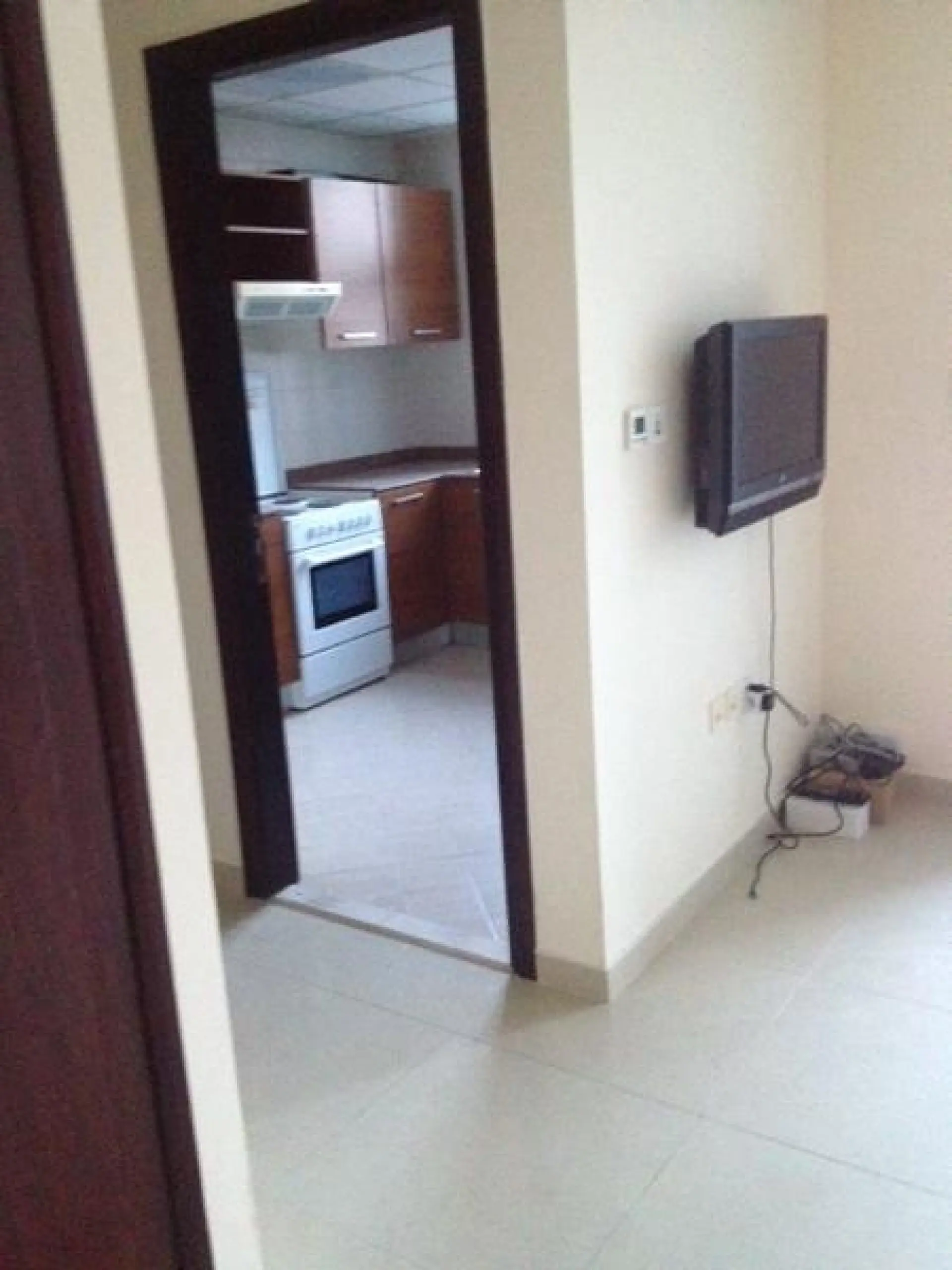 main1-1590746729512 Grand studio 2 pièces avec balcon à la Marina – Appartement Dubai (2/6)