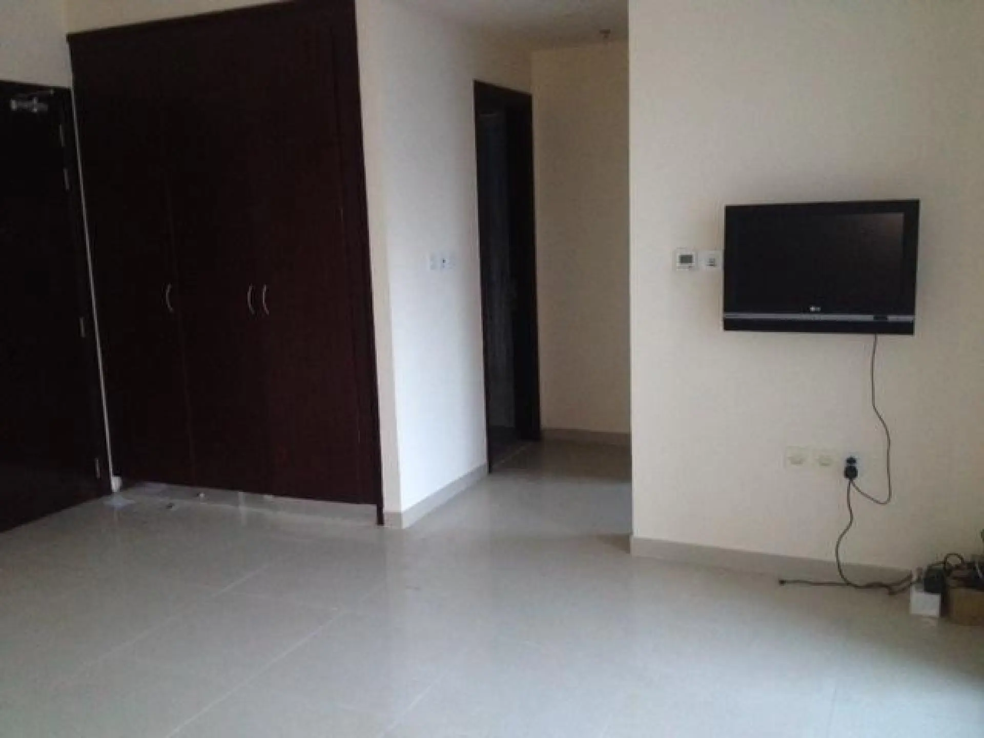 main4-1590746732512 Grand studio 2 pièces avec balcon à la Marina – Appartement Dubai (4/6)