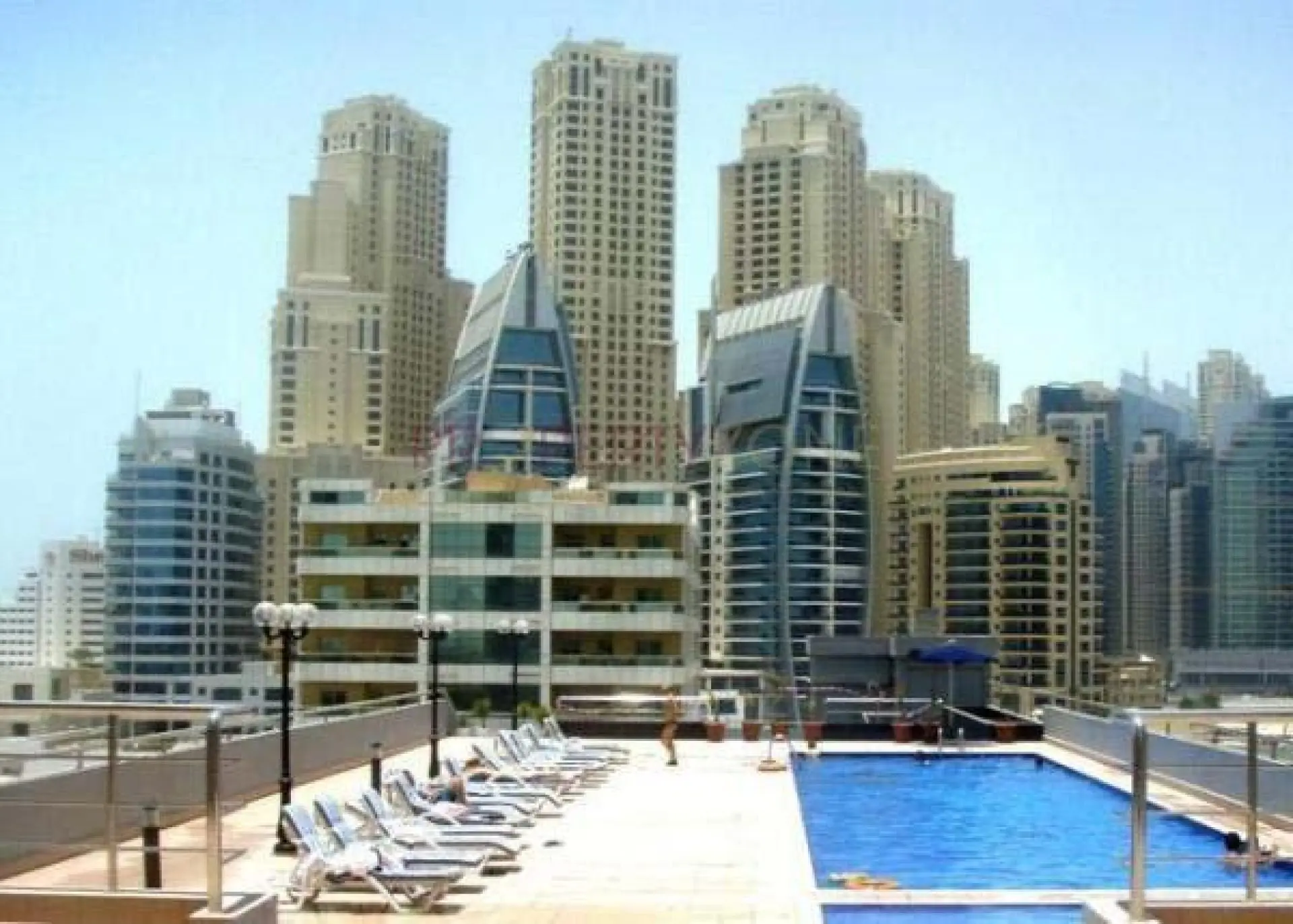 main5-1590742159457 Super affaire! Grand studio de 46 m2 à louer – Appartement Dubai (6/6)