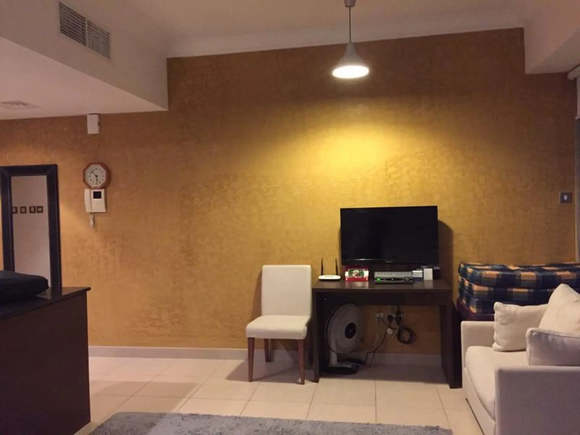 Grand studio étage élevé avec balcon et vue magnifique – Appartement Dubai (8/8)