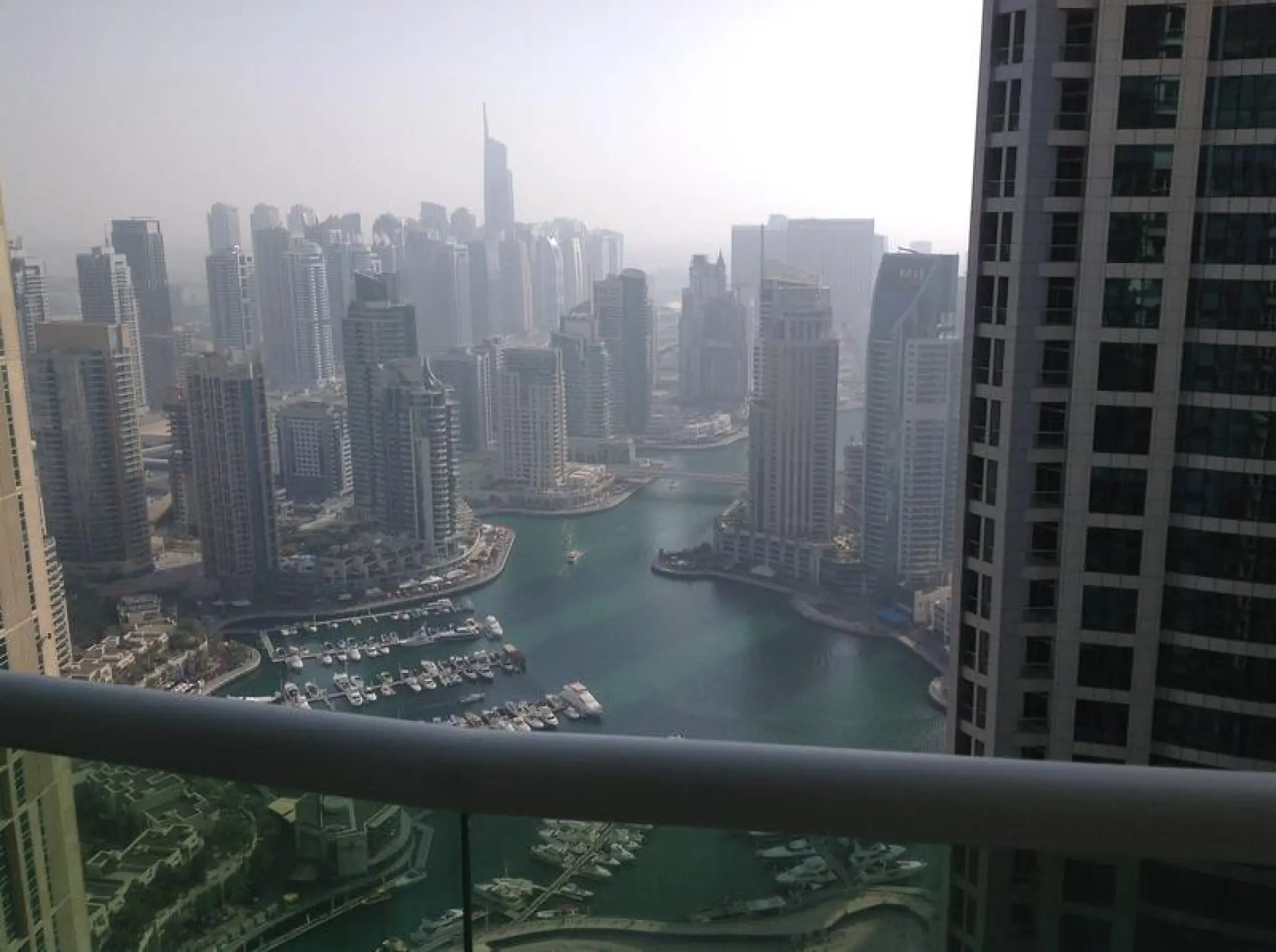 Entièrement meublé 1 CH – Appartement Dubai (6/10)