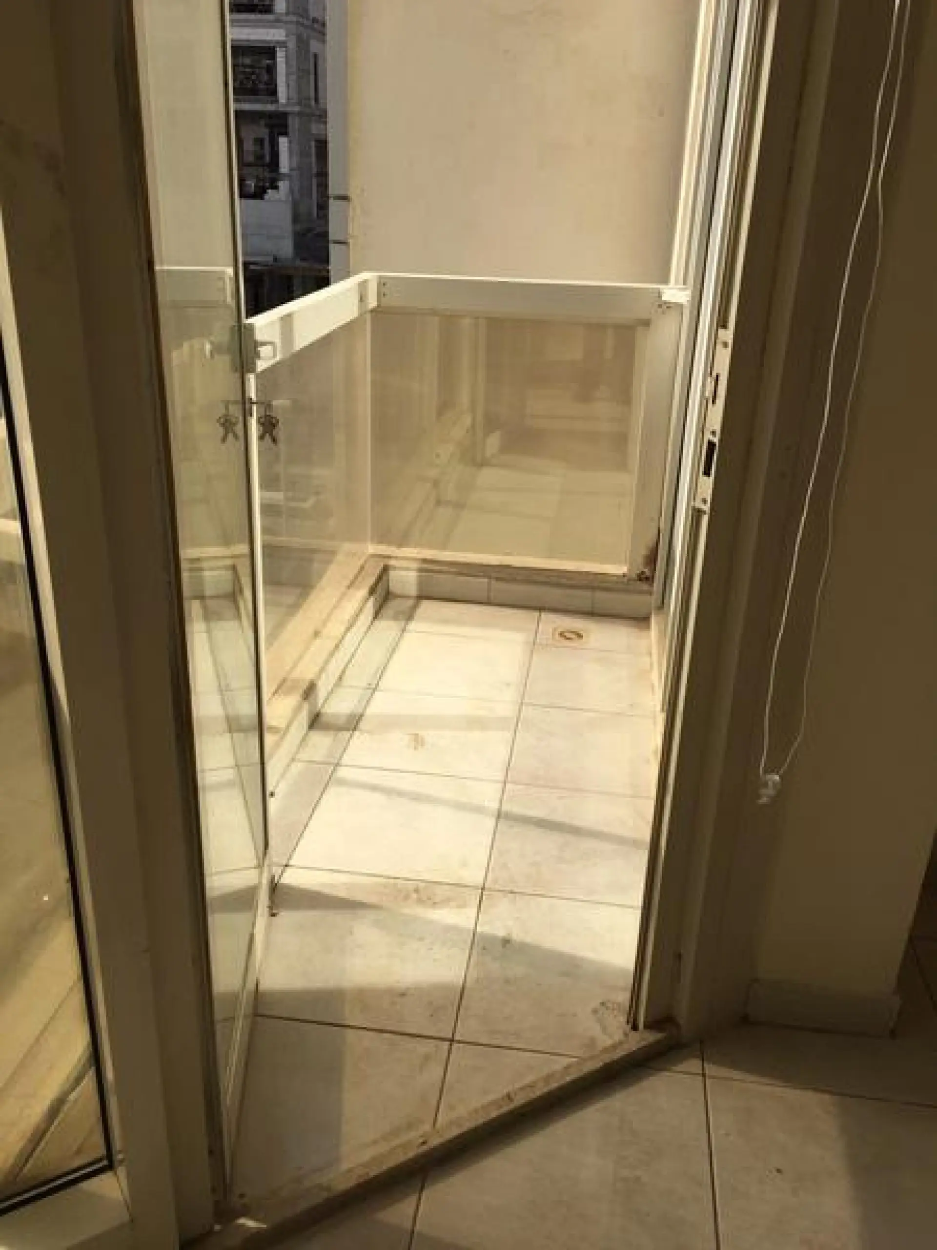 mp4-1590742872473 Marina Pearl - Studio - avec balcon à 56k aed seulement – Appartement Dubai (5/8)