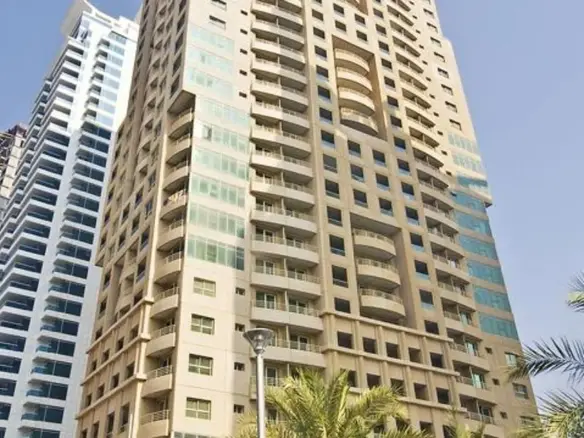 Le moins cher dans le marché, meublée 2CH + salle de stockage à louer à Marina – Appartement Dubai (1/9)