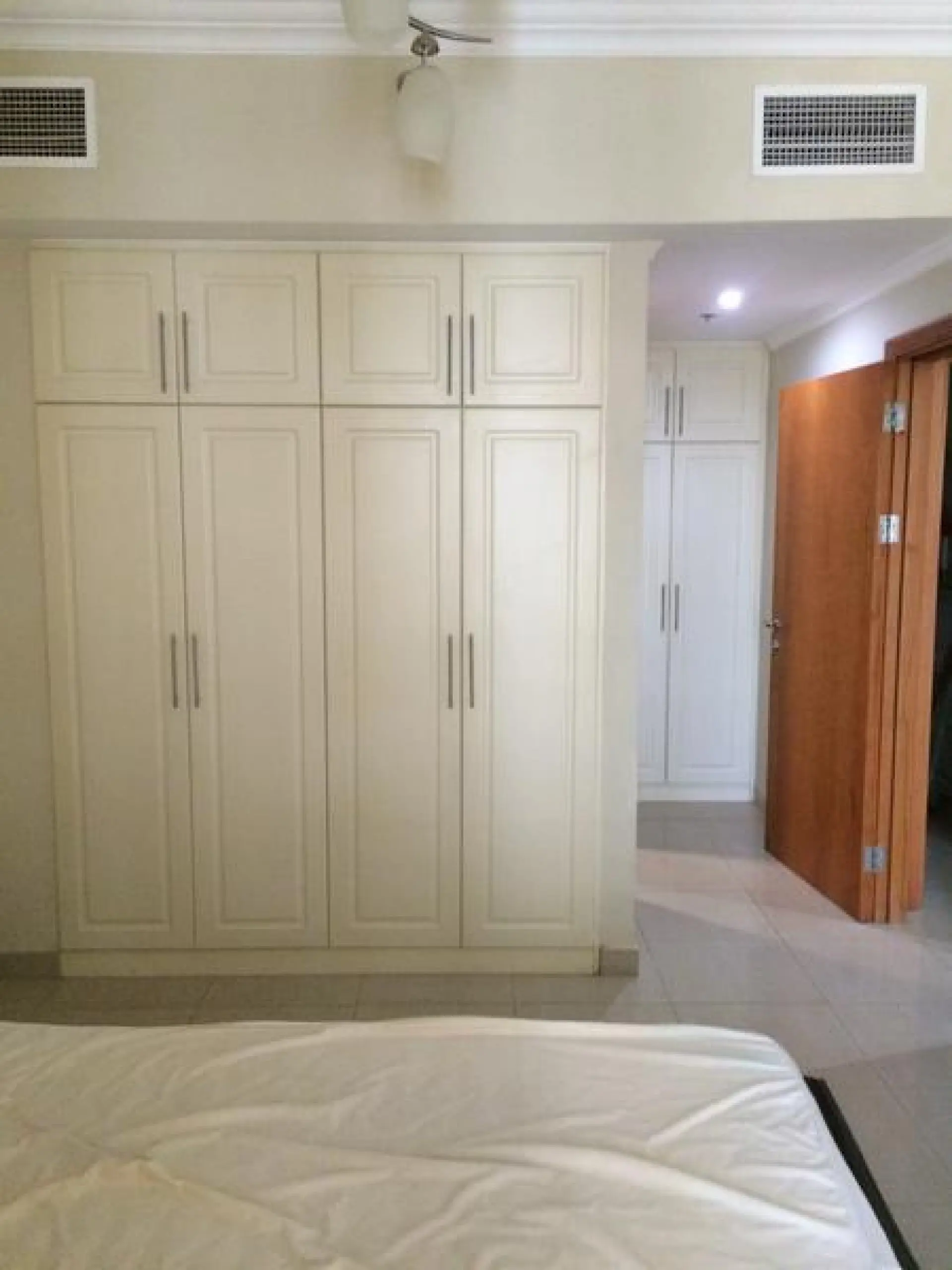 Le moins cher dans le marché, meublée 2CH + salle de stockage à louer à Marina – Appartement Dubai (7/9)