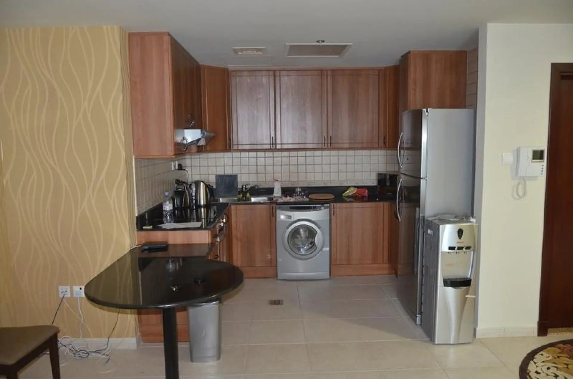 Superbe appartement de 2 CH entièrement meublé – Appartement Dubai (8/9)