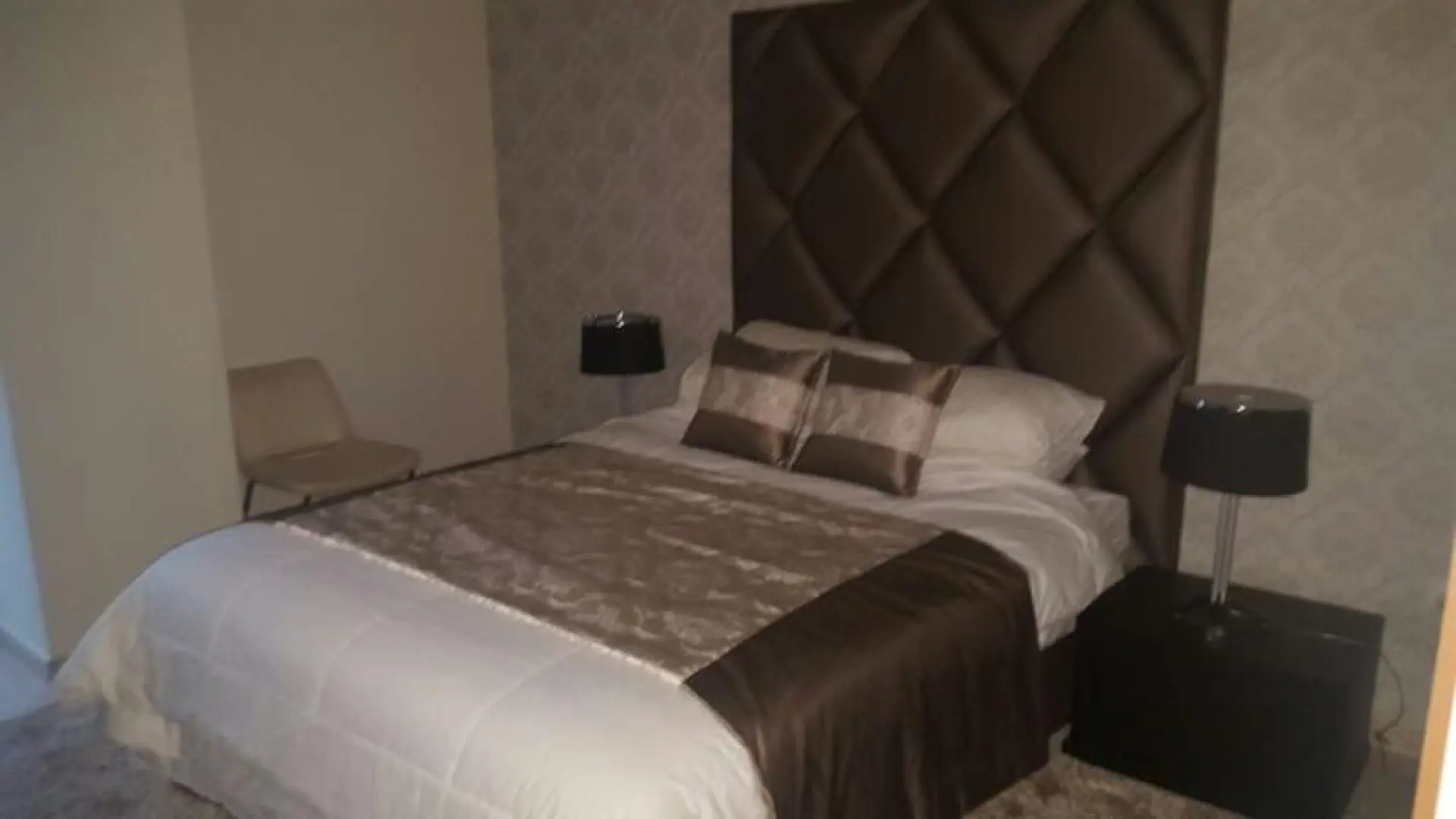 3 CH LUXUEUSES MEUBLEE + BONNE AVEC VUE 100% SUR LA MER – Appartement Dubai (3/7)