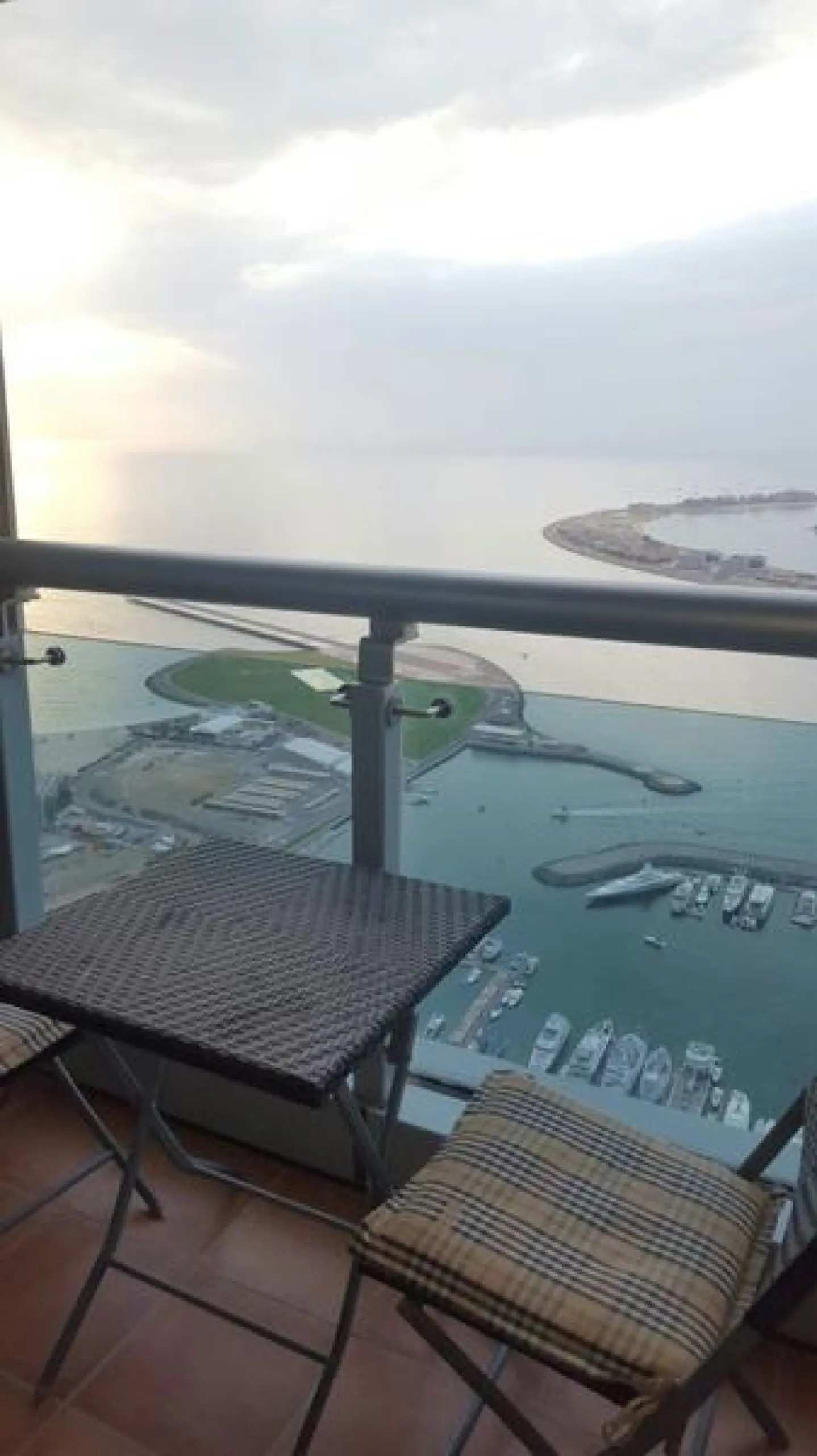 3 CH LUXUEUSES MEUBLEE + BONNE AVEC VUE 100% SUR LA MER – Appartement Dubai (6/7)