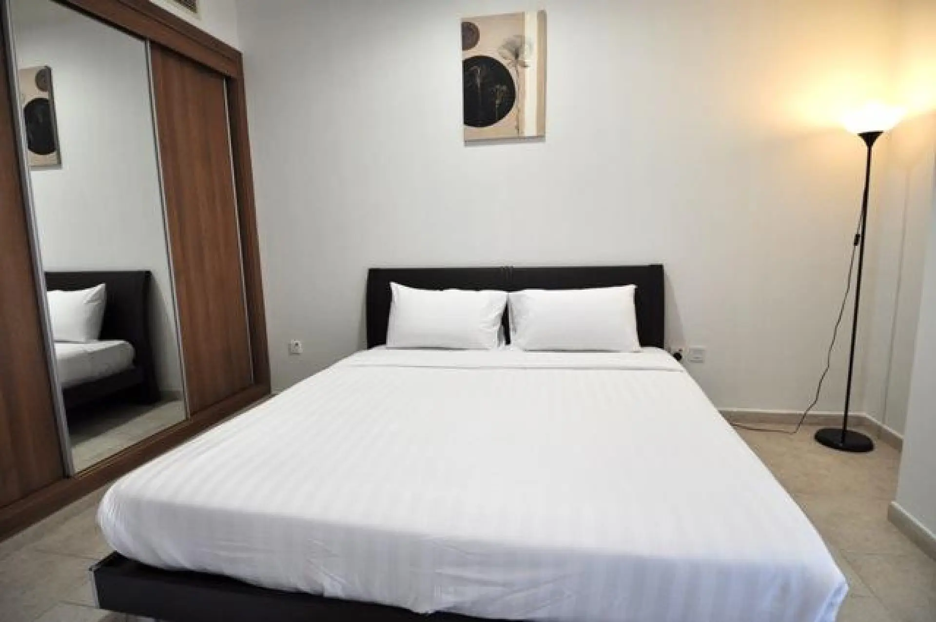 Vue panoramique sur la mer, 3 lits disponible à louer dans la plus haute tour residentielle – Appartement Dubai (4/9)