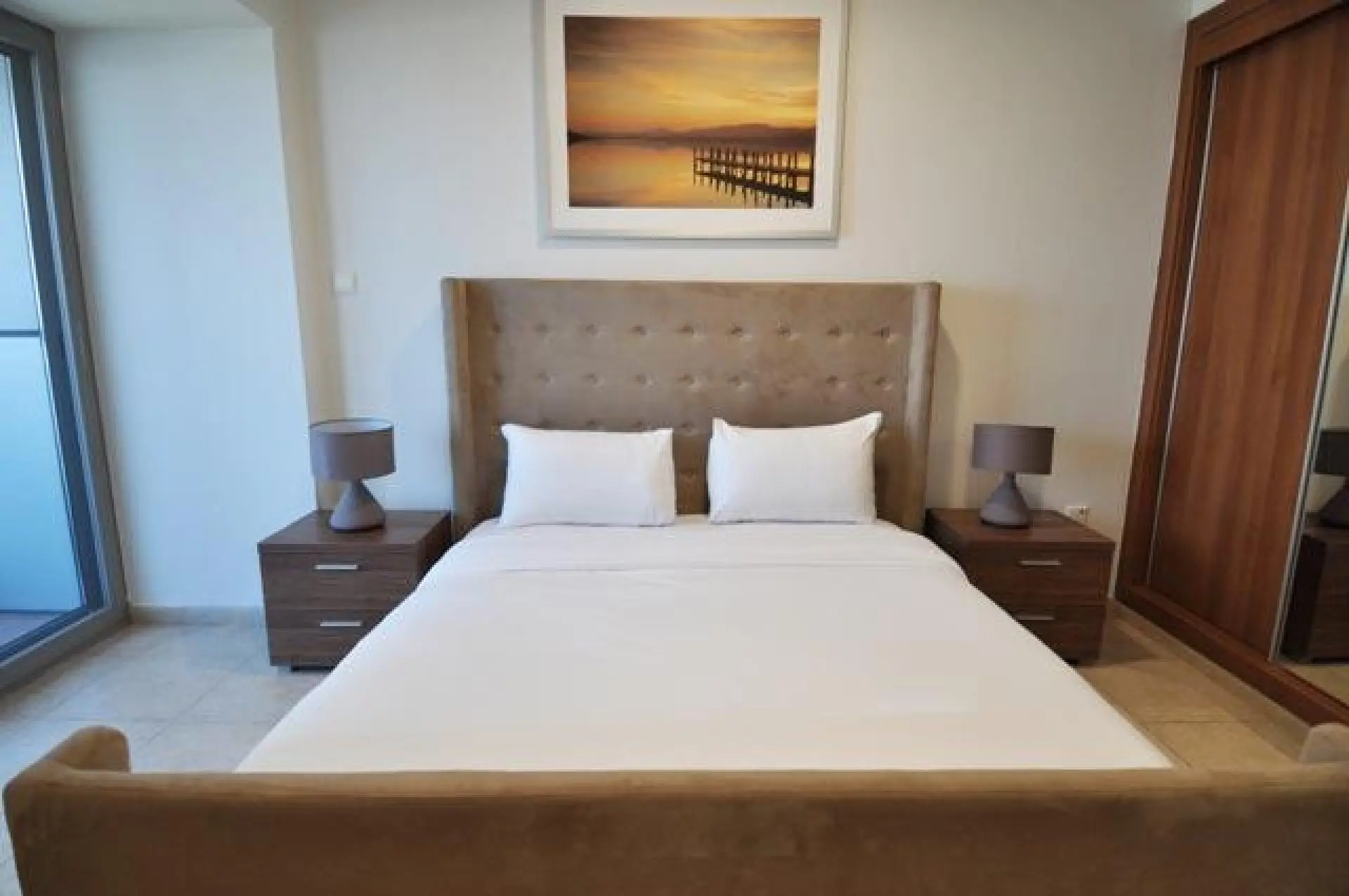 Vue panoramique sur la mer, 3 lits disponible à louer dans la plus haute tour residentielle – Appartement Dubai (5/9)