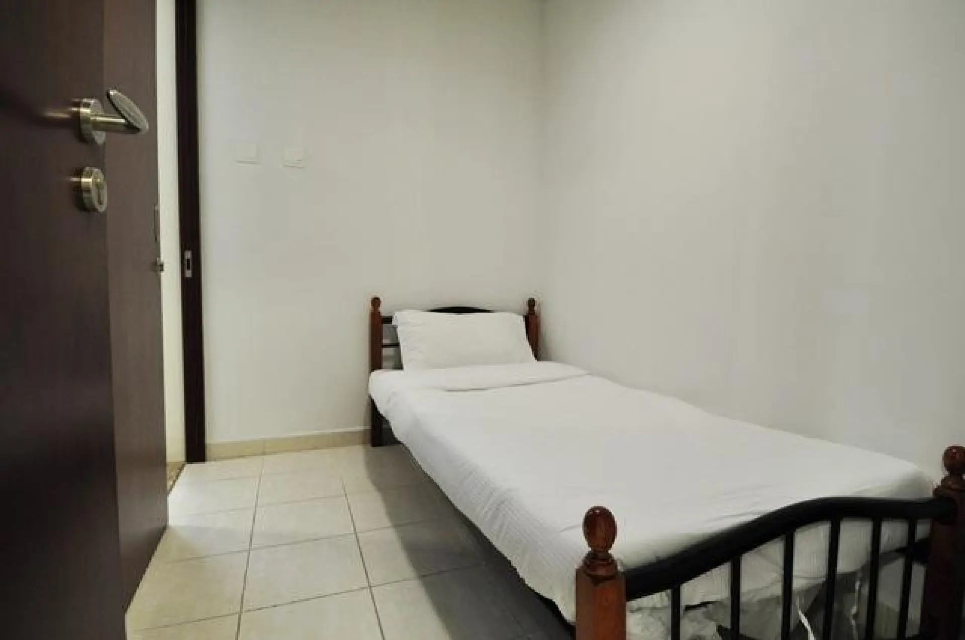 Vue panoramique sur la mer, 3 lits disponible à louer dans la plus haute tour residentielle – Appartement Dubai (6/9)