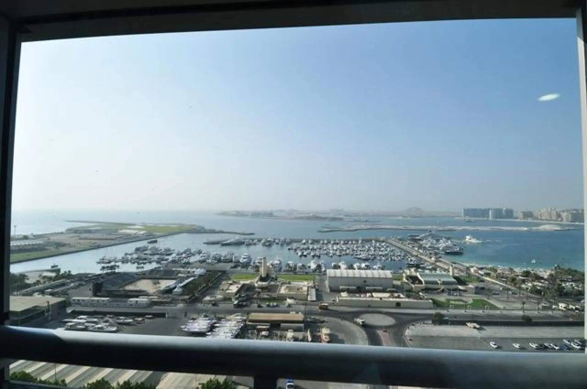 Vue panoramique sur la mer, 3 lits disponible à louer dans la plus haute tour residentielle – Appartement Dubai (9/9)