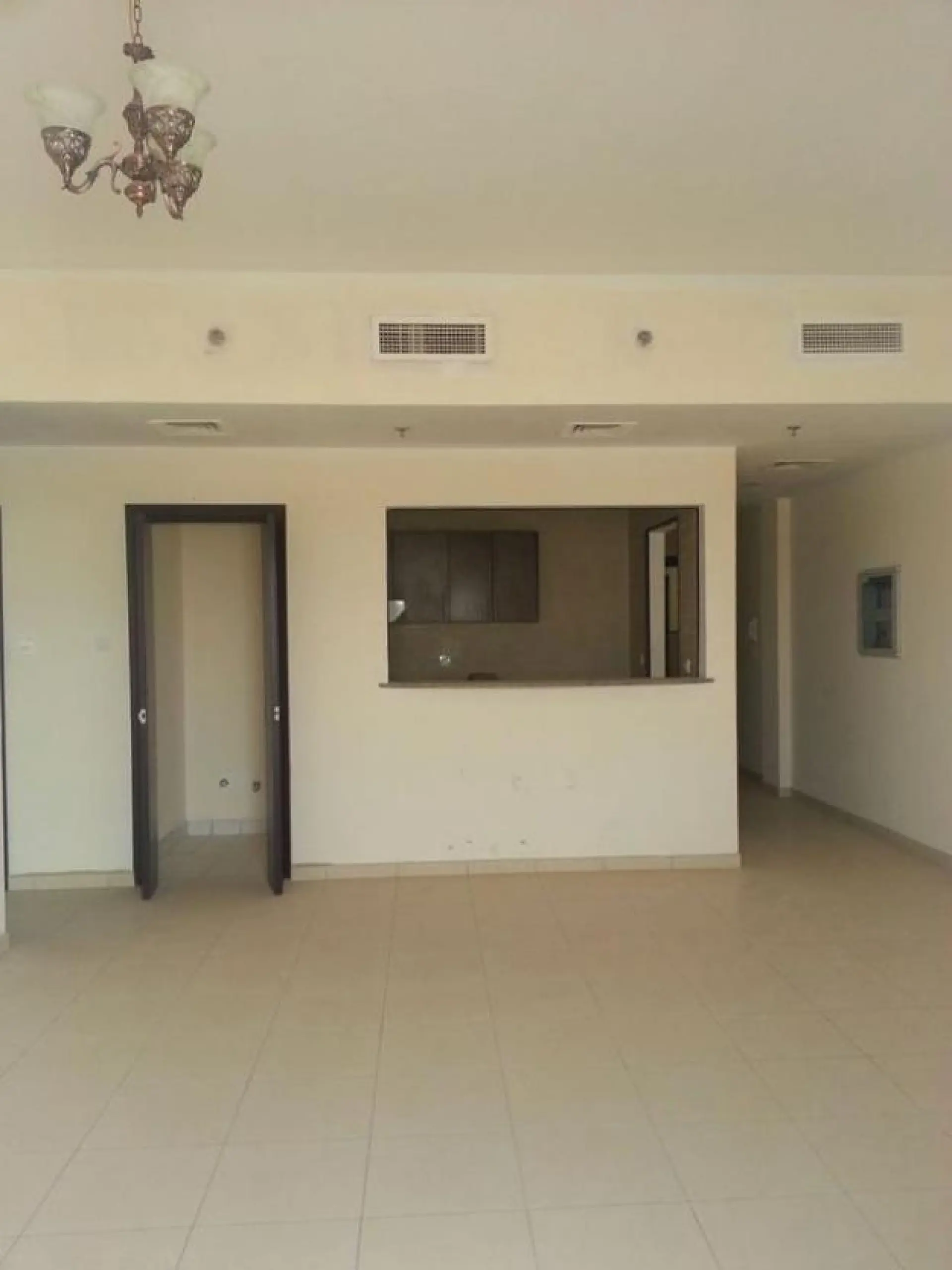 Appartement 3 pièces tout neuf et très spacieux – Appartement Dubai (3/3)