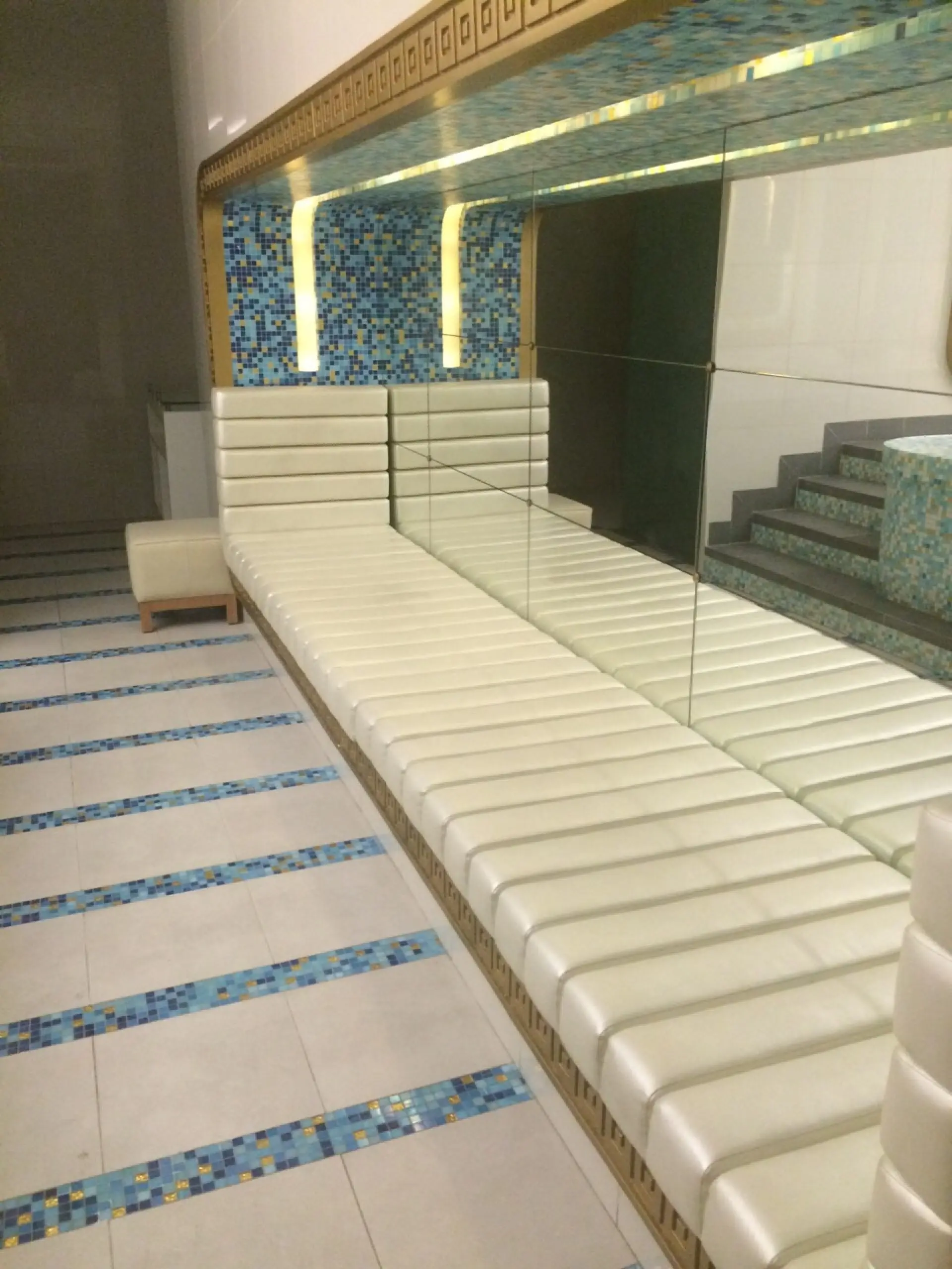 Splendide appartement 2 pièces à l'état neuf dans une résidence haut de gamme – Appartement Dubai (10/10)