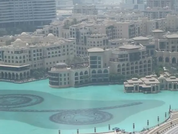 Standpoint 2 BHK Top étage Vue sur la Fontaine – Appartement Dubai (1/8)