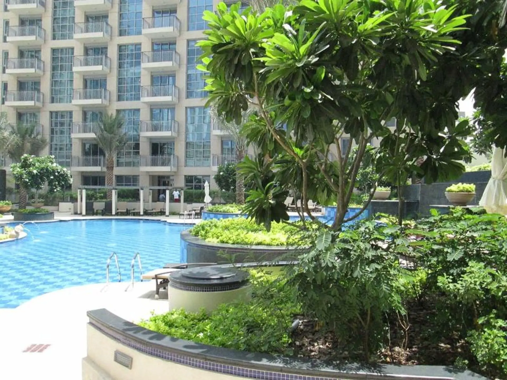 Standpoint 2 BHK Top étage Vue sur la Fontaine – Appartement Dubai (4/8)