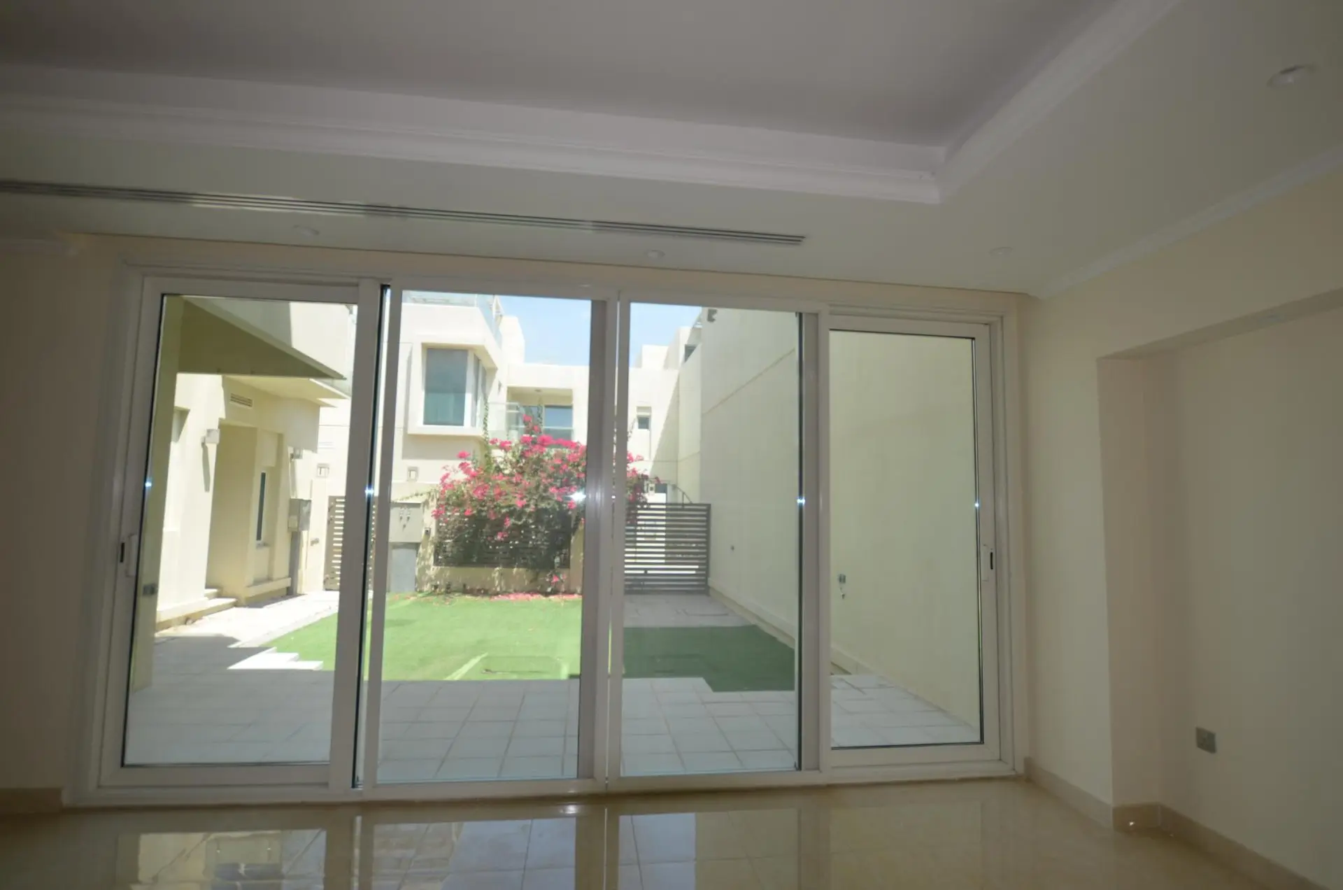 4 chambres au coeur du quartier vert de Dubai – Maison Dubai (5/18)