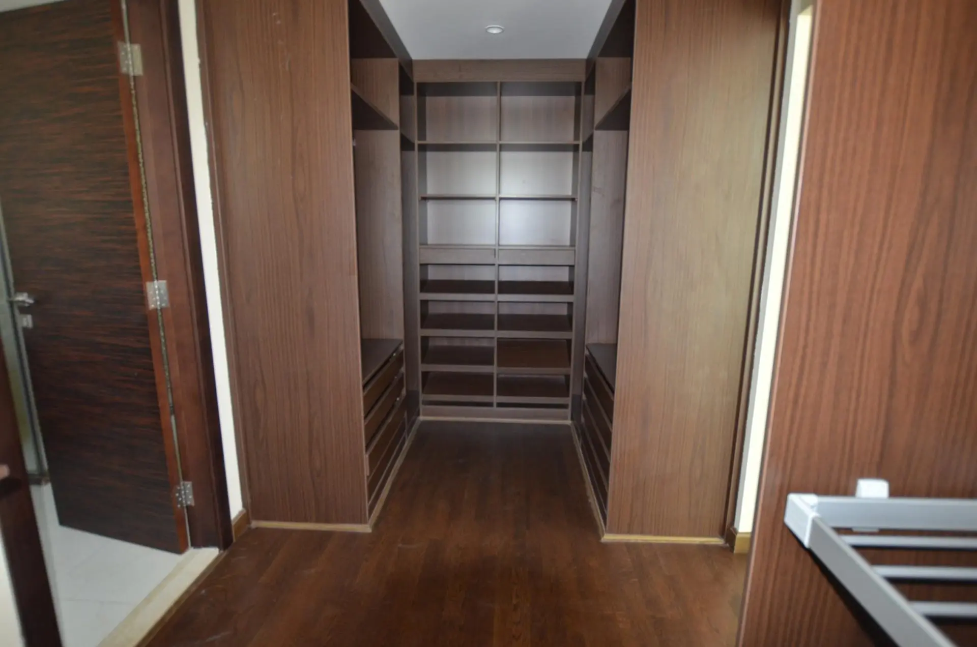 4 chambres au coeur du quartier vert de Dubai – Maison Dubai (10/18)