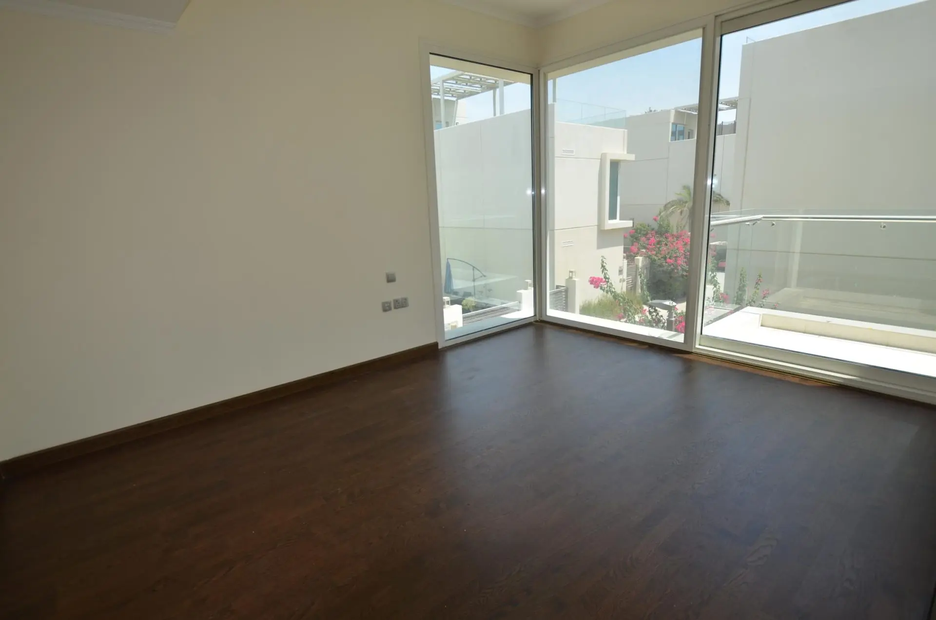 4 chambres au coeur du quartier vert de Dubai – Maison Dubai (14/18)