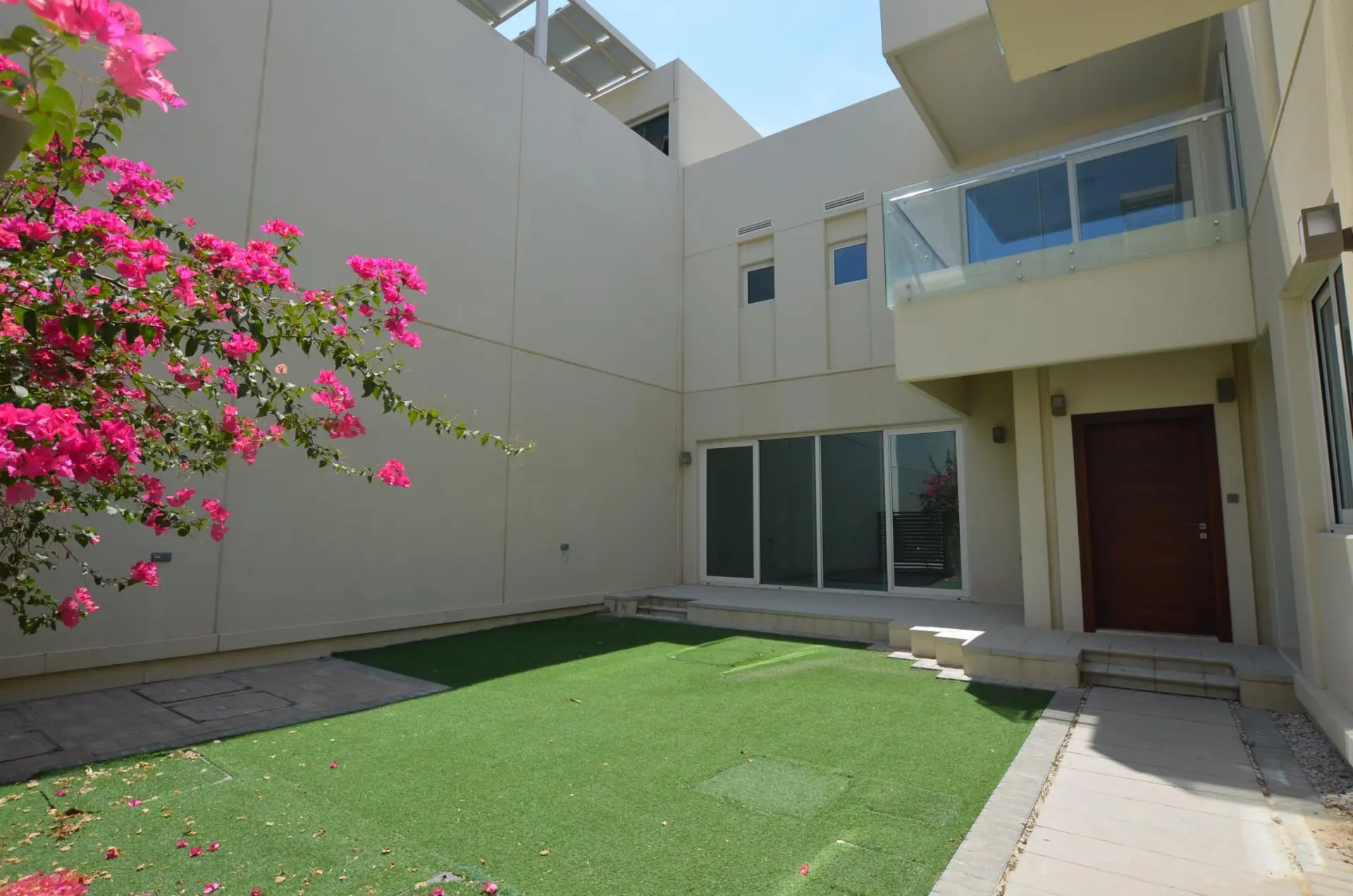 4 chambres au coeur du quartier vert de Dubai – Maison Dubai (18/18)