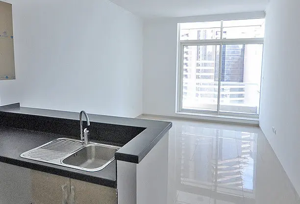 Beau studio en vente à Dubai Marina Beau studio en vente à Dubai Marina – Appartement Dubai (1/4)