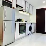 Studio avec vue sur piscine - neuf semi-meublé - résidence Wavez by Danube. Appartement Dubai (1/9)