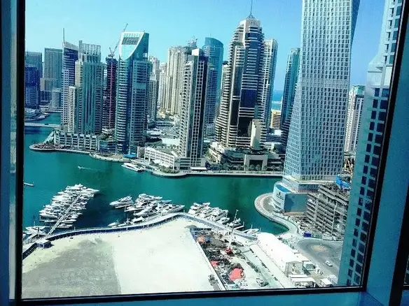 Grand appartement à 1 chambre à MAG 218 Tower avec une entière sur la marina – Appartement Dubai (1/12)