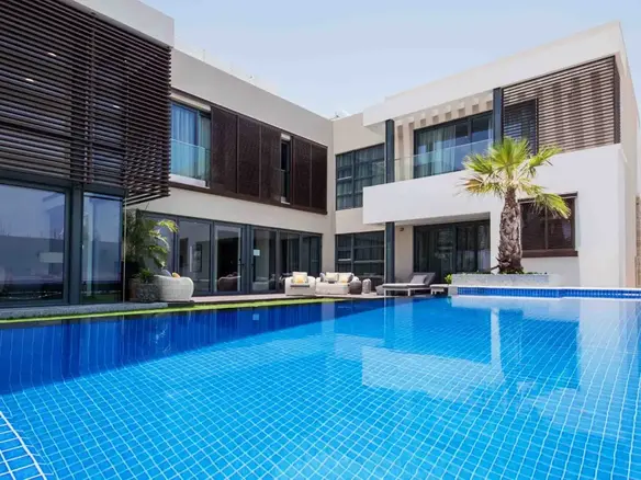Grande Villa de luxe 5 chambres avec jardin et piscine – Villa Dubai (1/20)