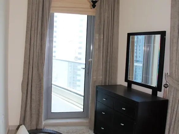 2 bedrooms sur la Marina entièrement meublé – Appartement Dubai (1/10)