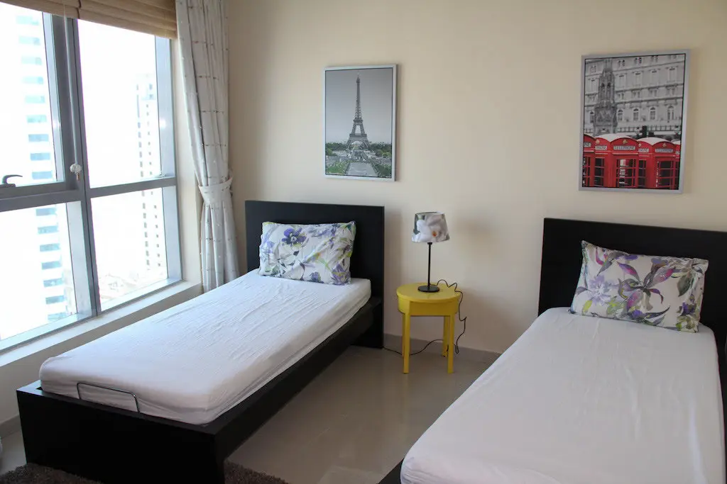 2bedMarina1-1590746741382 2 bedrooms sur la Marina entièrement meublé – Appartement Dubai (2/10)