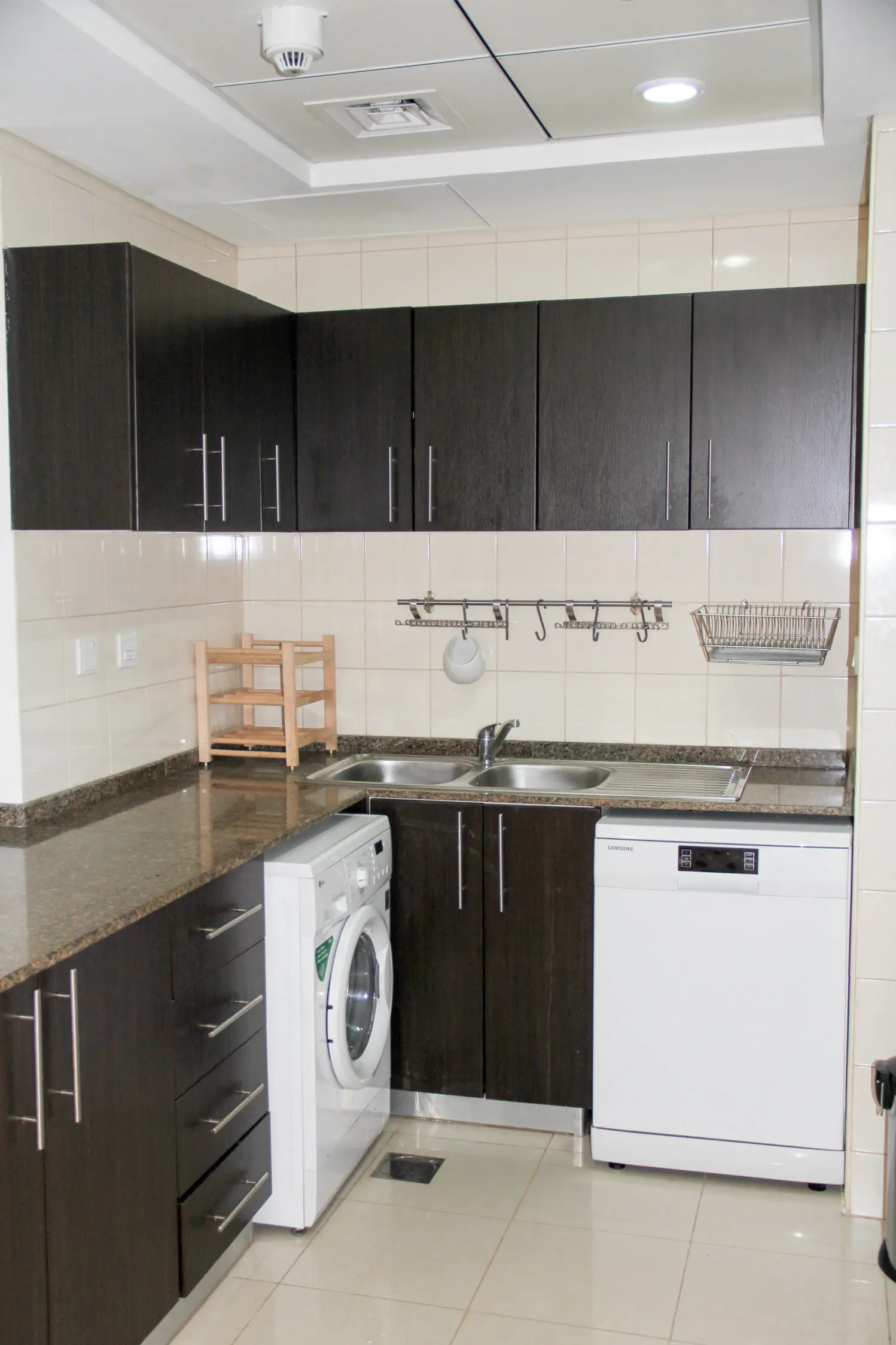 2bedMarina4-1590746746382 2 bedrooms sur la Marina entièrement meublé – Appartement Dubai (4/10)
