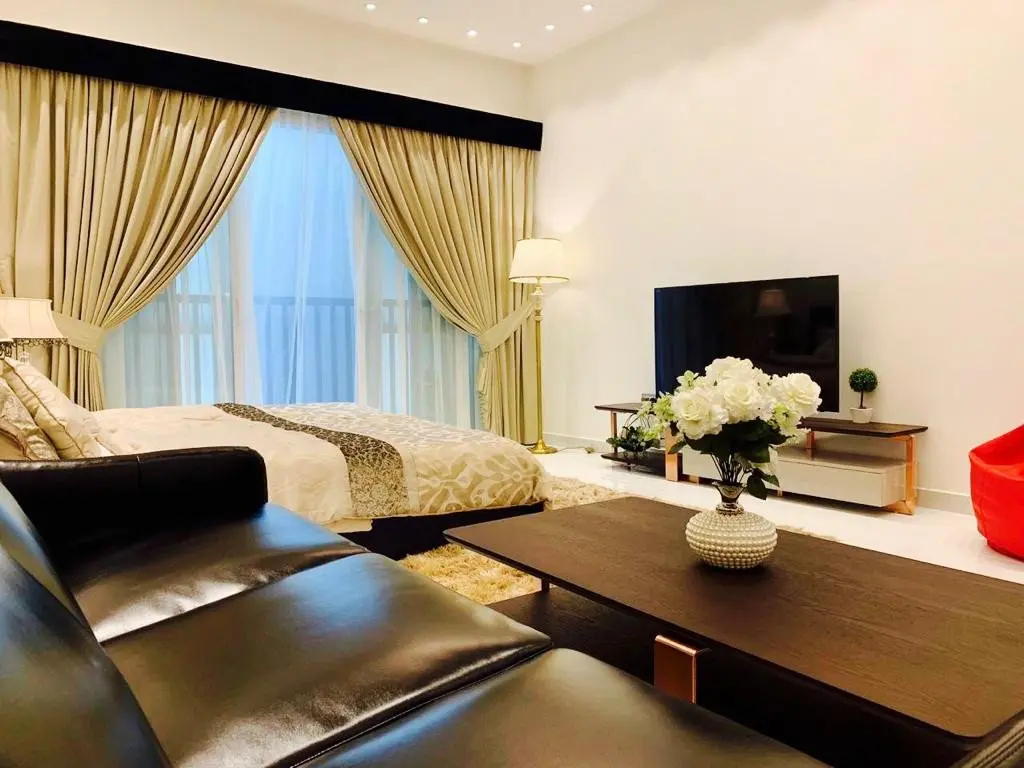 4 Exclusivité/Revente: Belle opportunité studio neuf semi-meublé - résidence Wavez by Danube. Appartement Dubai (5/7)