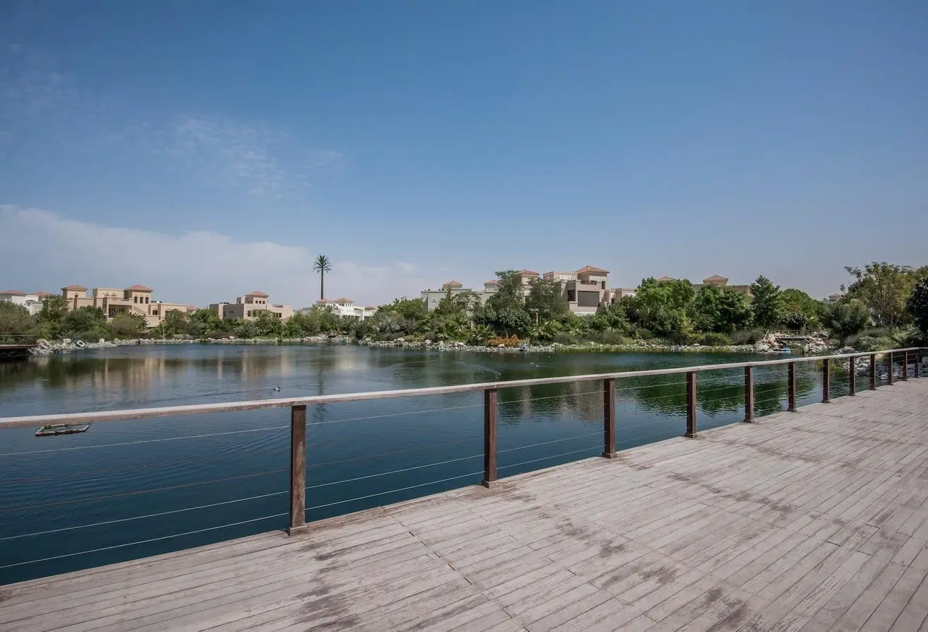 7274749-aba76o Immense villa de luxe dans la plus exclusive communauté de Dubai – Villa Dubai (7/10)