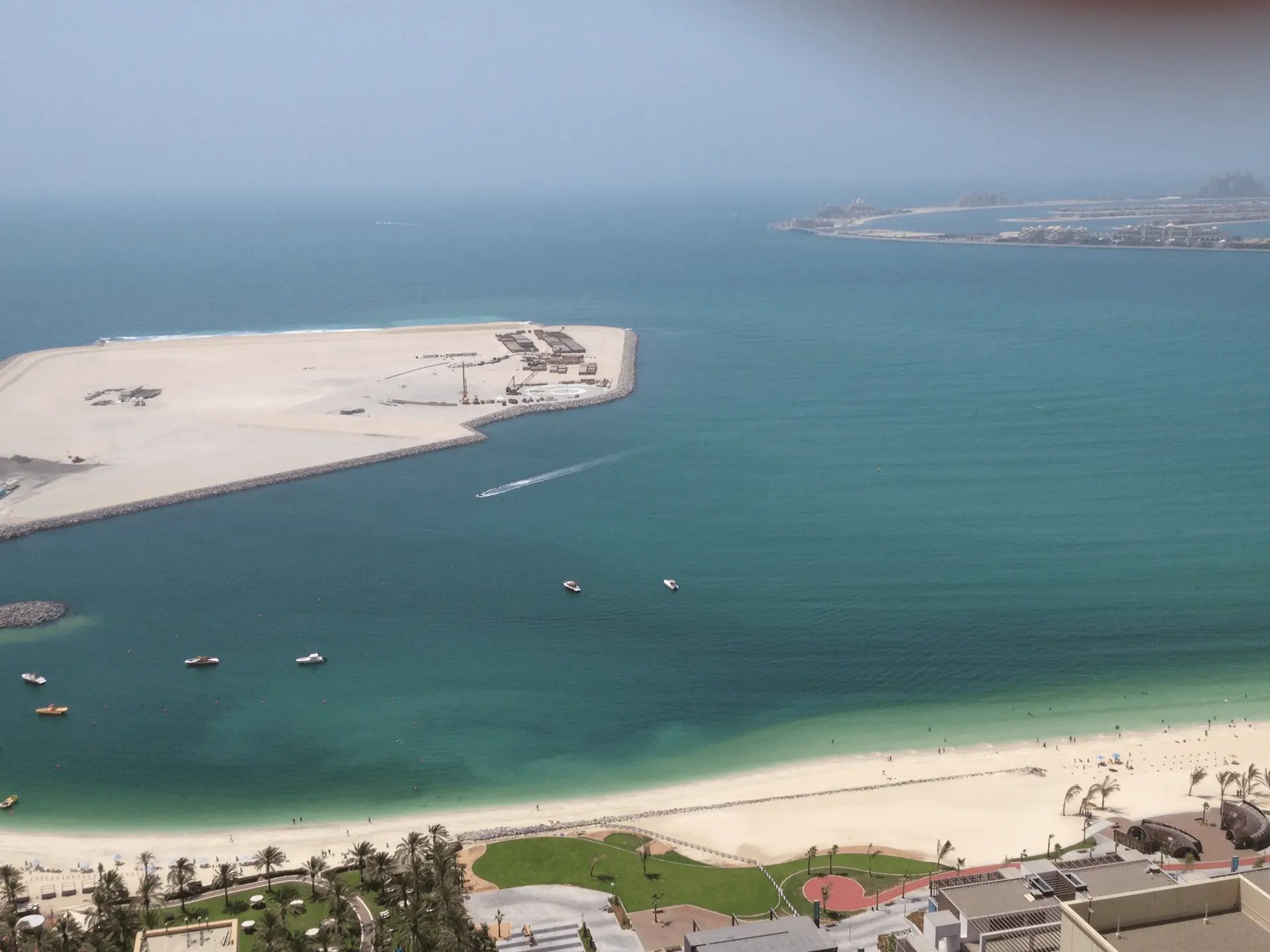Superbe loft avec vue extraordinaire sur le Palm – Appartement Dubai (4/9)
