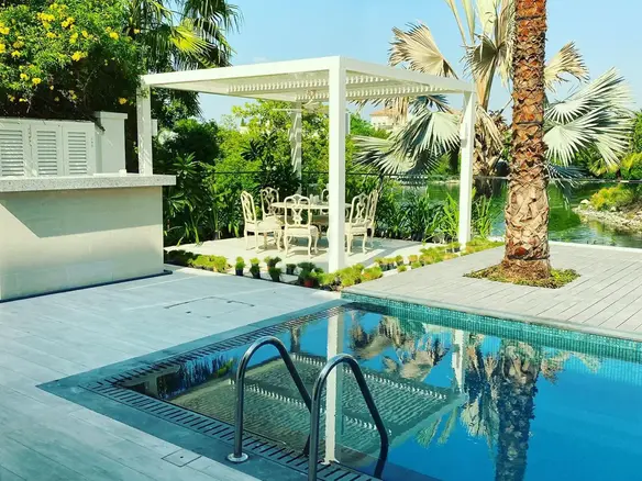 Splendide et luxueuse villa de 5 chambres au bord du lac – Villa Dubai (1/30)