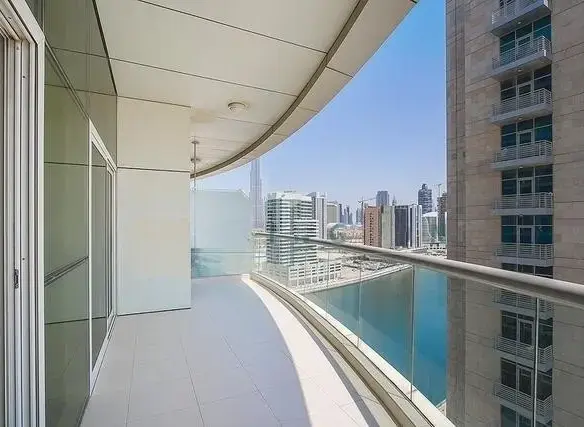 Vacant, Spacieux appartement à 1 chambre à Business Bay – Appartement Dubai (1/10)