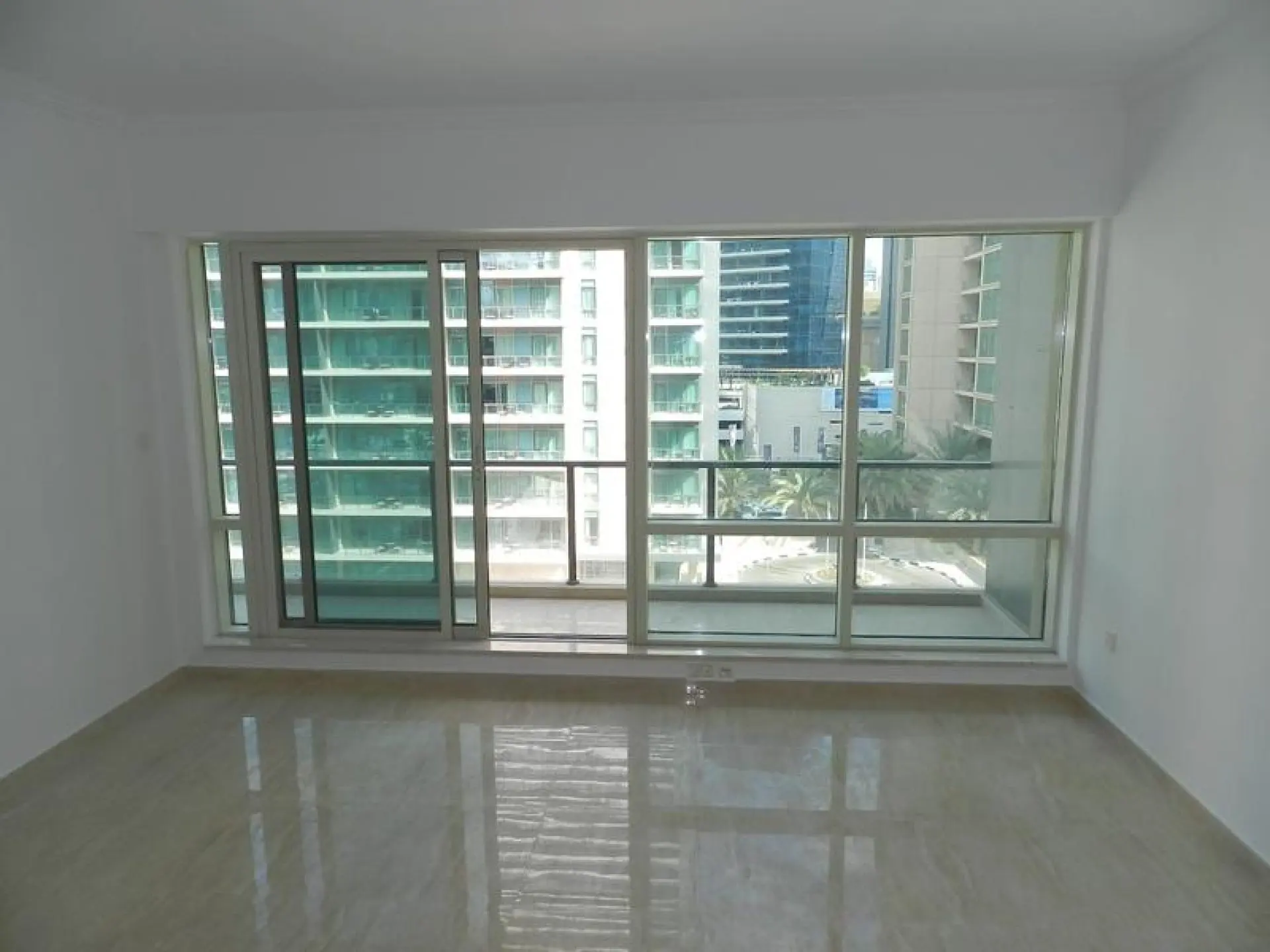 1 CH- Unité rare - Majara 5 - Vacant - Vue sur la Marina – Appartement Dubai (9/10)