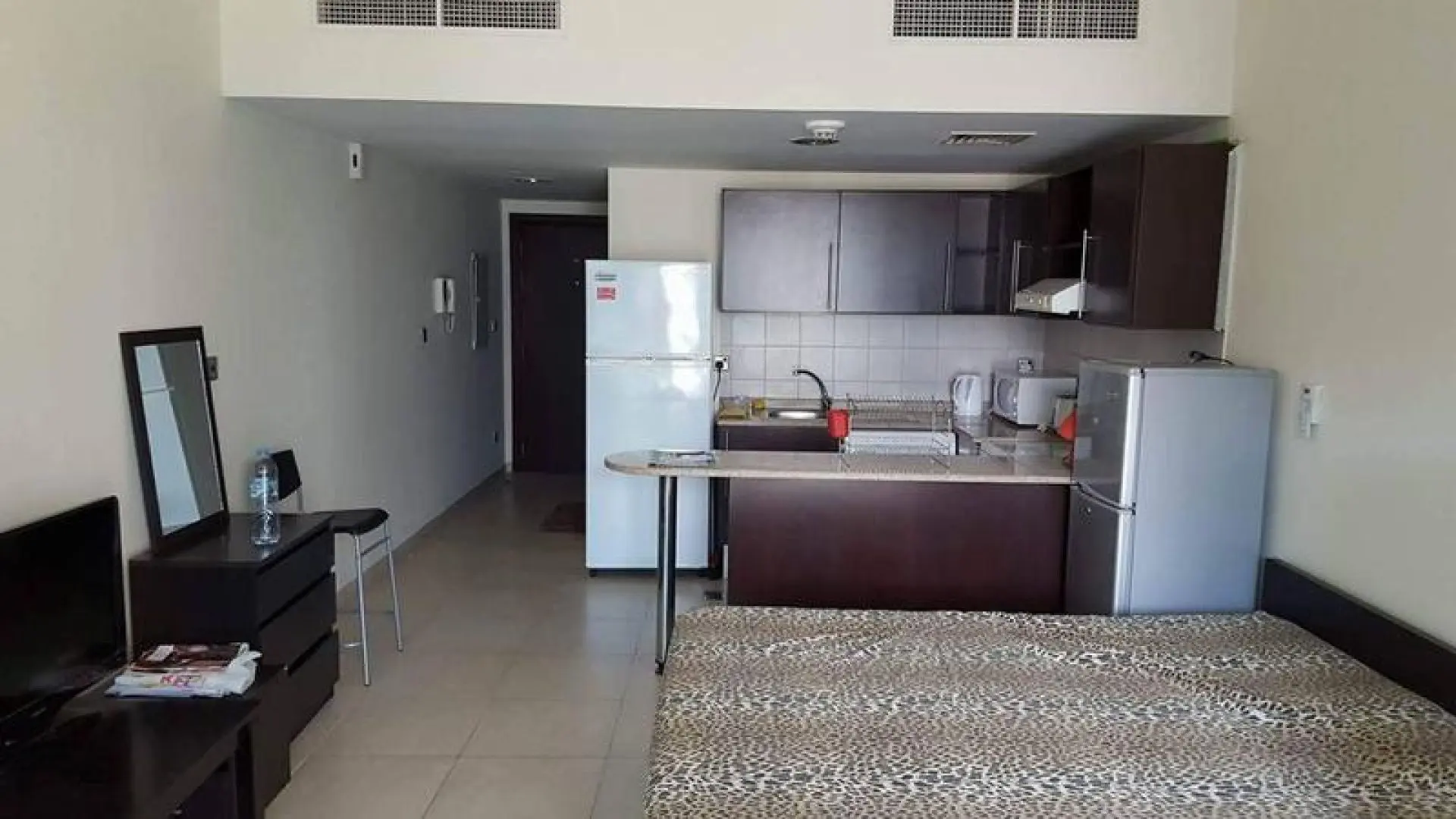 Vacant Studio à Dubai Arch Tower, JLT – Appartement Dubai (3/8)