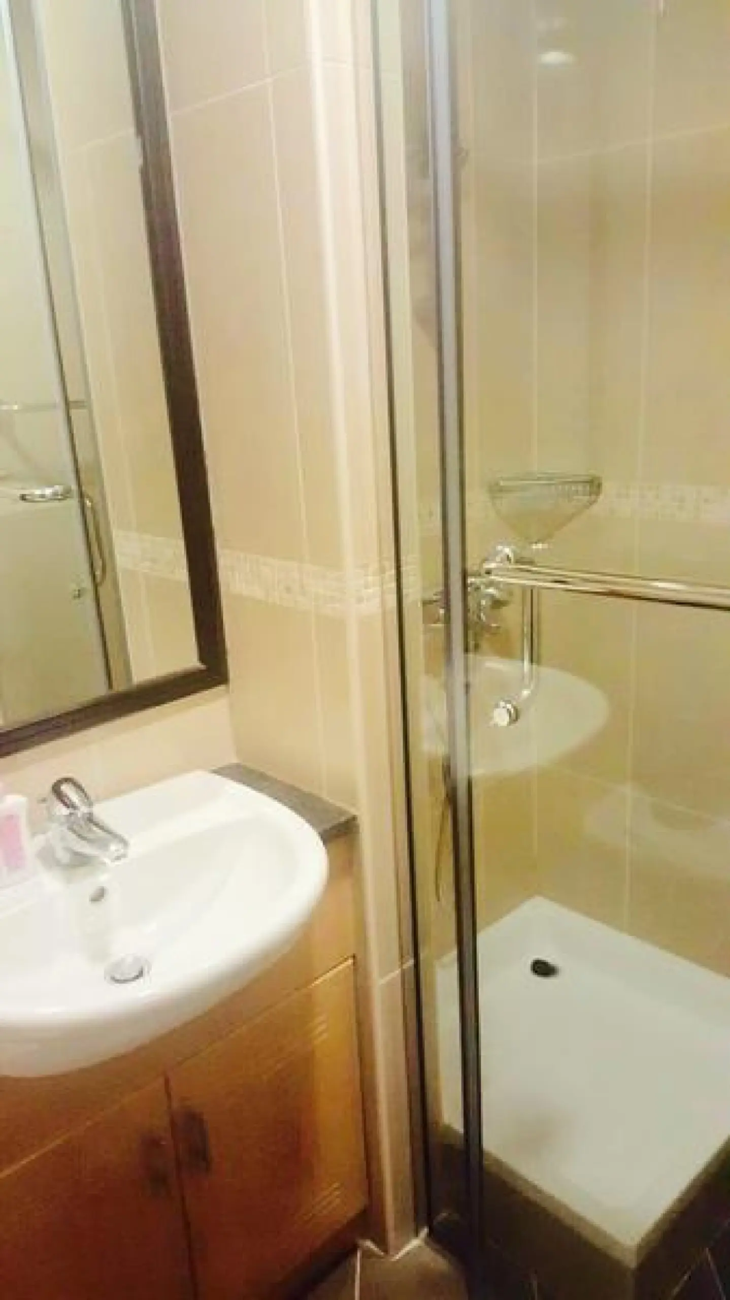 gcv7-1590742607123 Appartement de 2 chambres entièrement meublé en vente à Goldcrest view – Appartement Dubai (8/8)