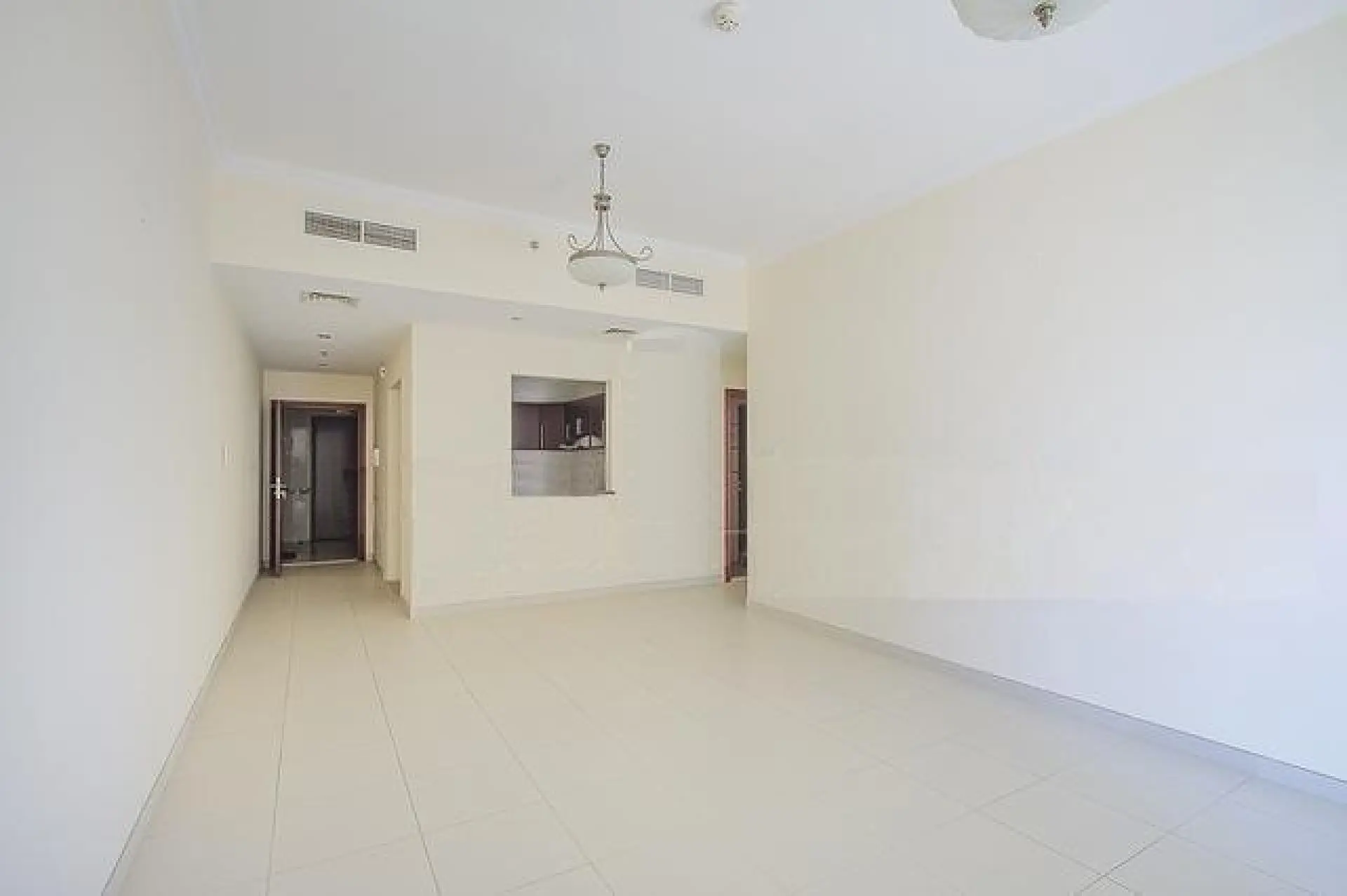 sct2-1590742614124 Vacant, Spacieux appartement à 1 chambre à Business Bay – Appartement Dubai (3/10)