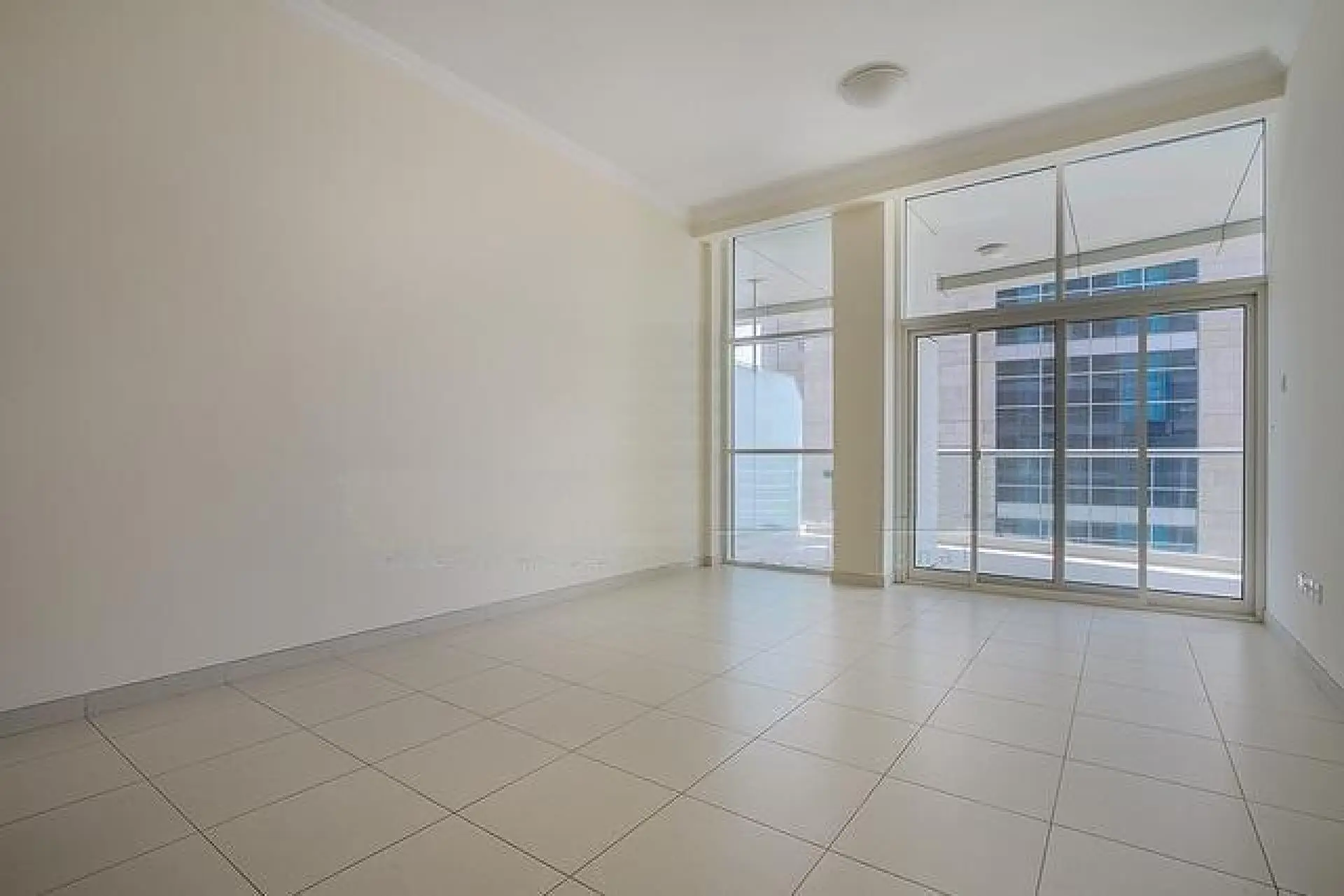sct7-1590742620124 Vacant, Spacieux appartement à 1 chambre à Business Bay – Appartement Dubai (8/10)