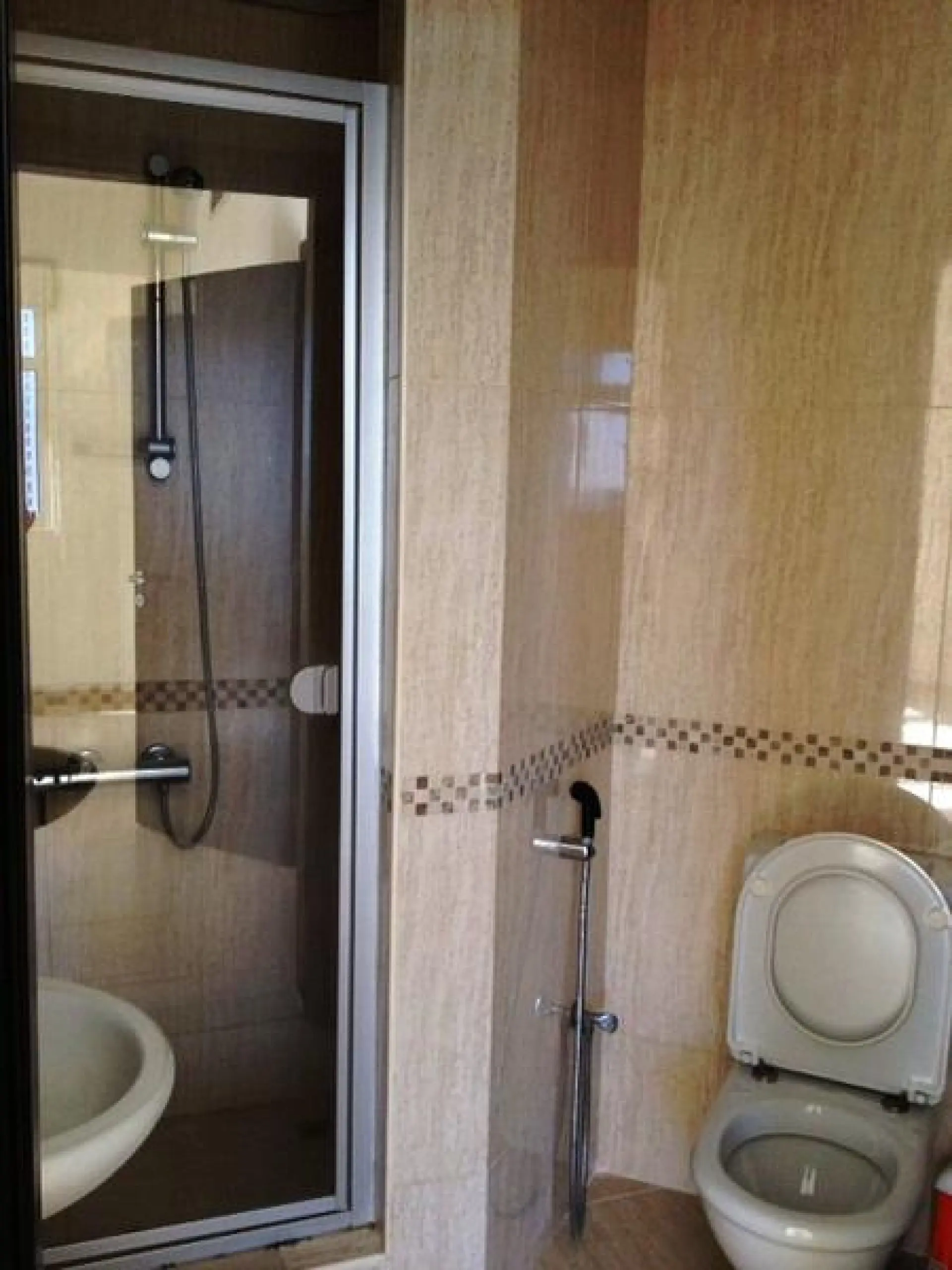 yb3-1590743159156 3 CH Duplex à Yatch Bay *près du metro* – Appartement Dubai (4/8)