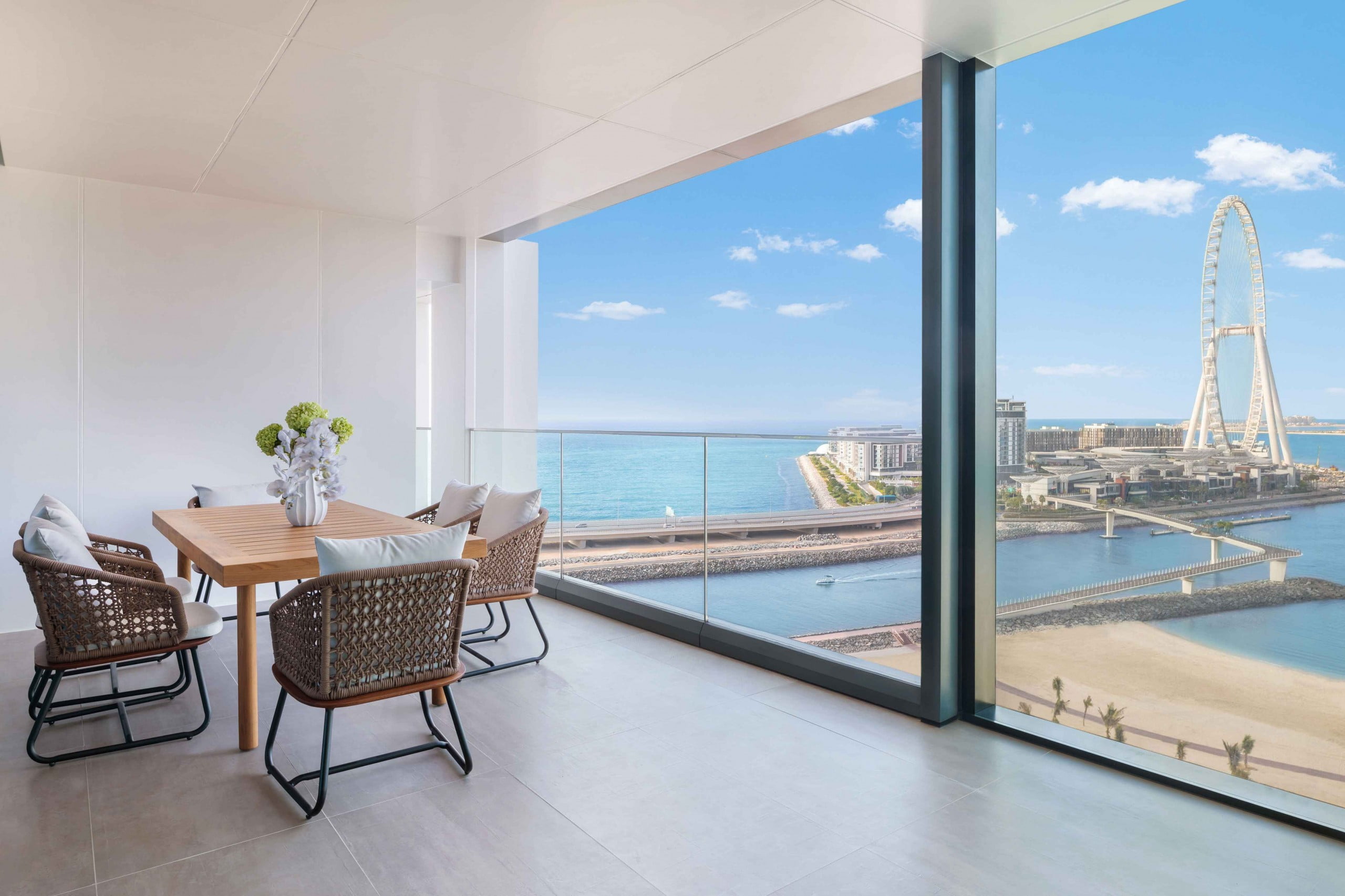 Presidential Suite Balcony Sea Facing 22 scaled - Immobilier Dubai