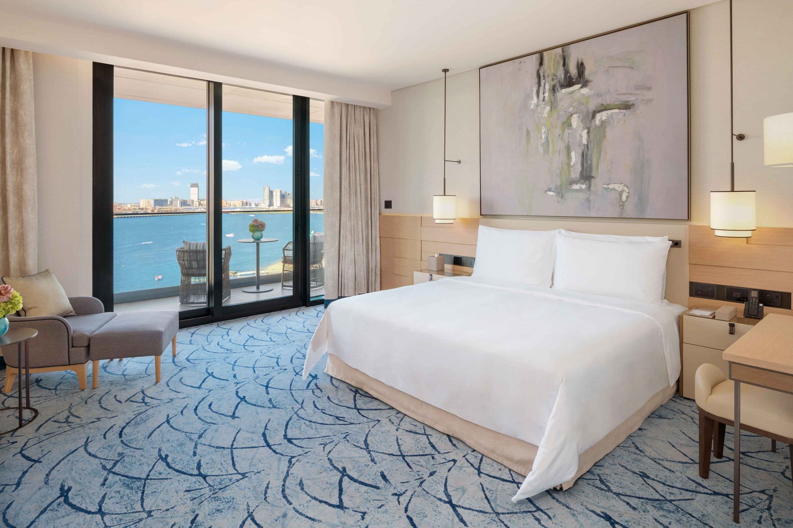 Presidential Suite Bedroom Sea Facing 26 scaled - Immobilier Dubai