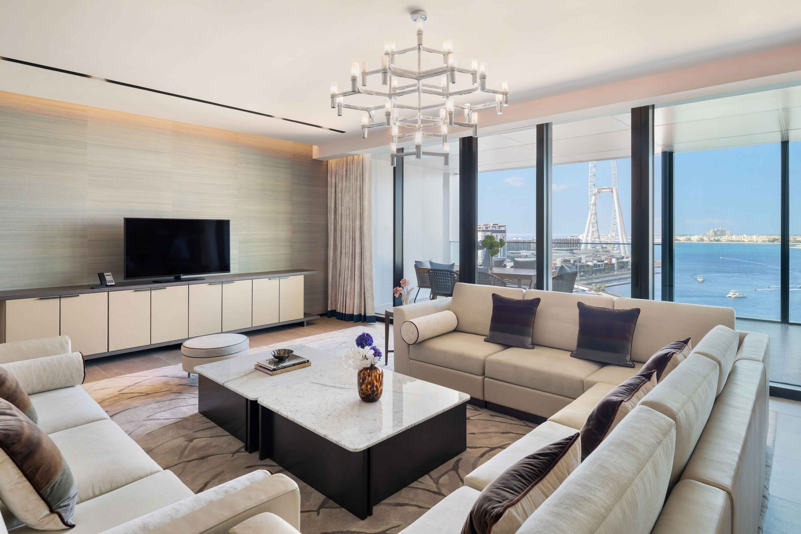 Presidential Suite Living Room Sea Facing 30 scaled - Immobilier Dubai