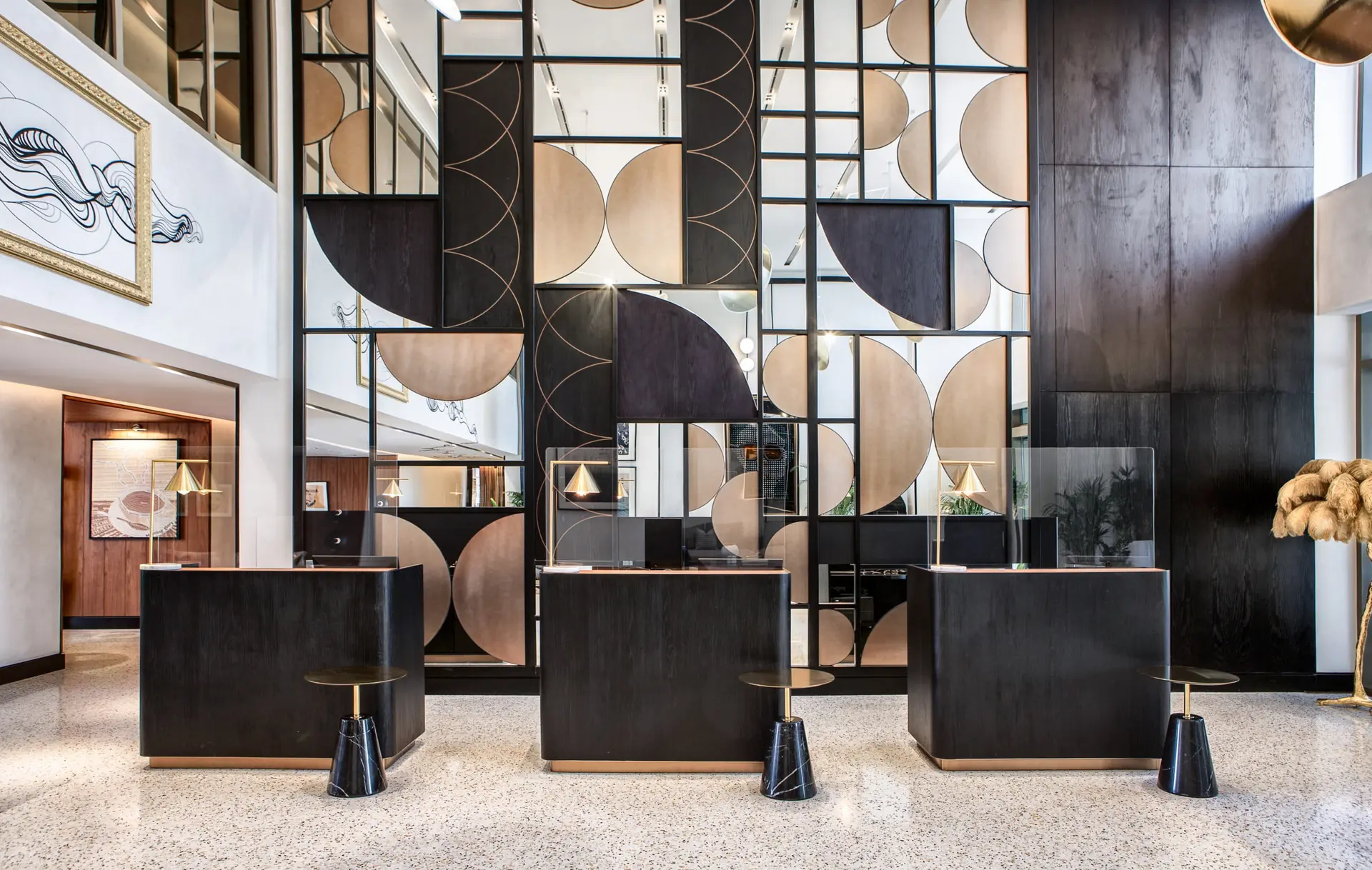 Géré par Accor Hotels Worldwide, Mansio propose une série d'appart-hôtels entièrement meublés comprenant des appartements d'u