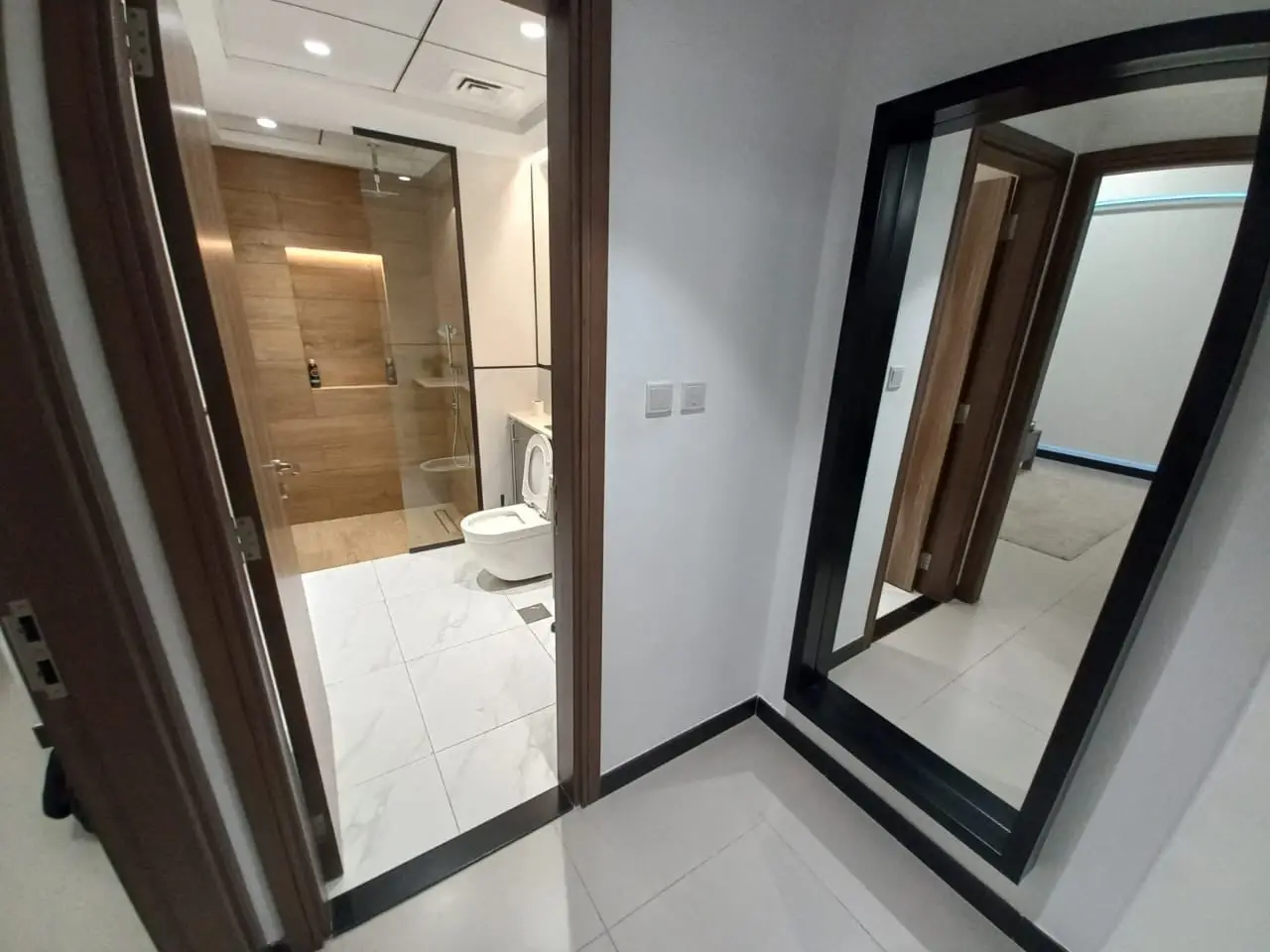 Vue sur la piscine | Spacieux | Meublé 1 BHK à louer – Appartement Dubai (11/11)